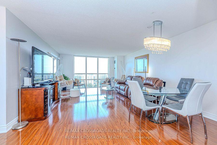 Photo 1 of Unit 2004, 205 Wynford Drive, Toronto, Flemingdon Park — HOMEH