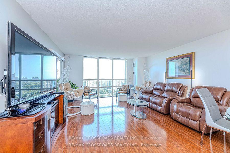 Photo 11 of Unit 2004, 205 Wynford Drive, Toronto, Flemingdon Park — HOMEH