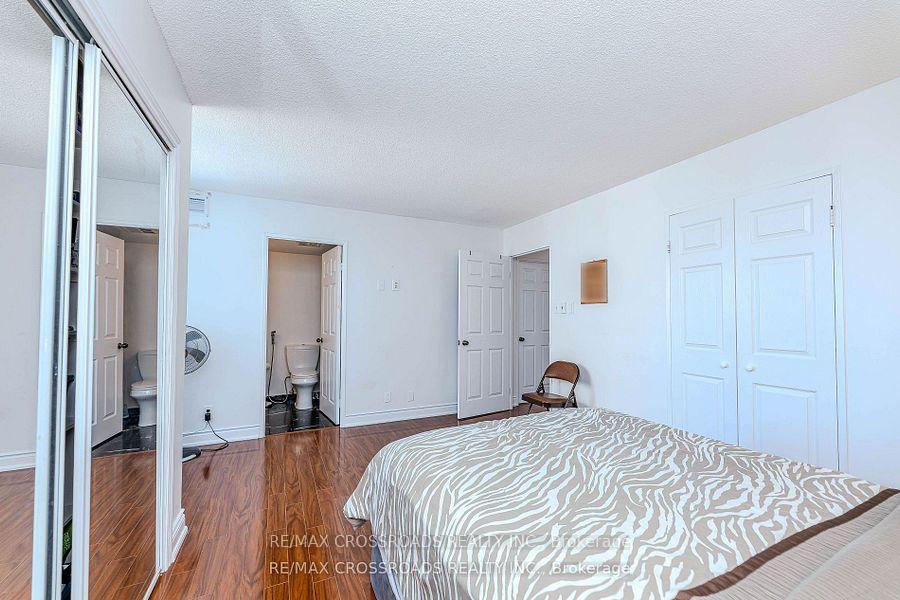 Photo 20 of Unit 2004, 205 Wynford Drive, Toronto, Flemingdon Park — HOMEH