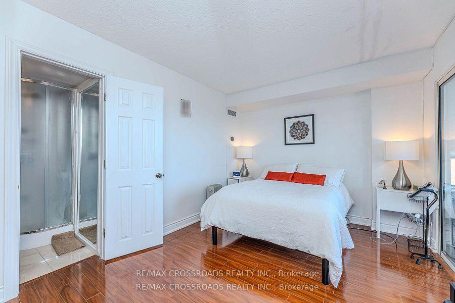 Photo 24 of Unit 2004, 205 Wynford Drive, Toronto, Flemingdon Park — HOMEH