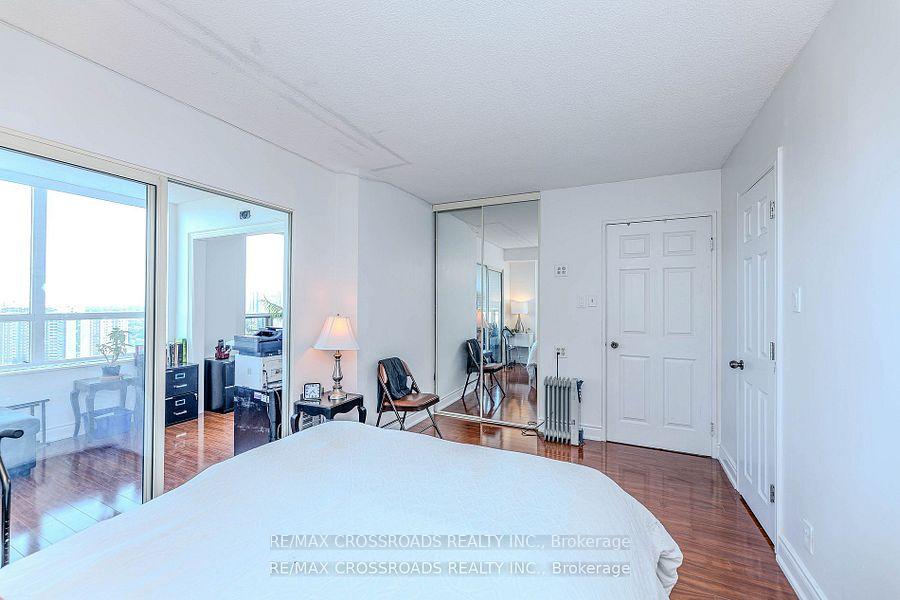 Photo 26 of Unit 2004, 205 Wynford Drive, Toronto, Flemingdon Park — HOMEH