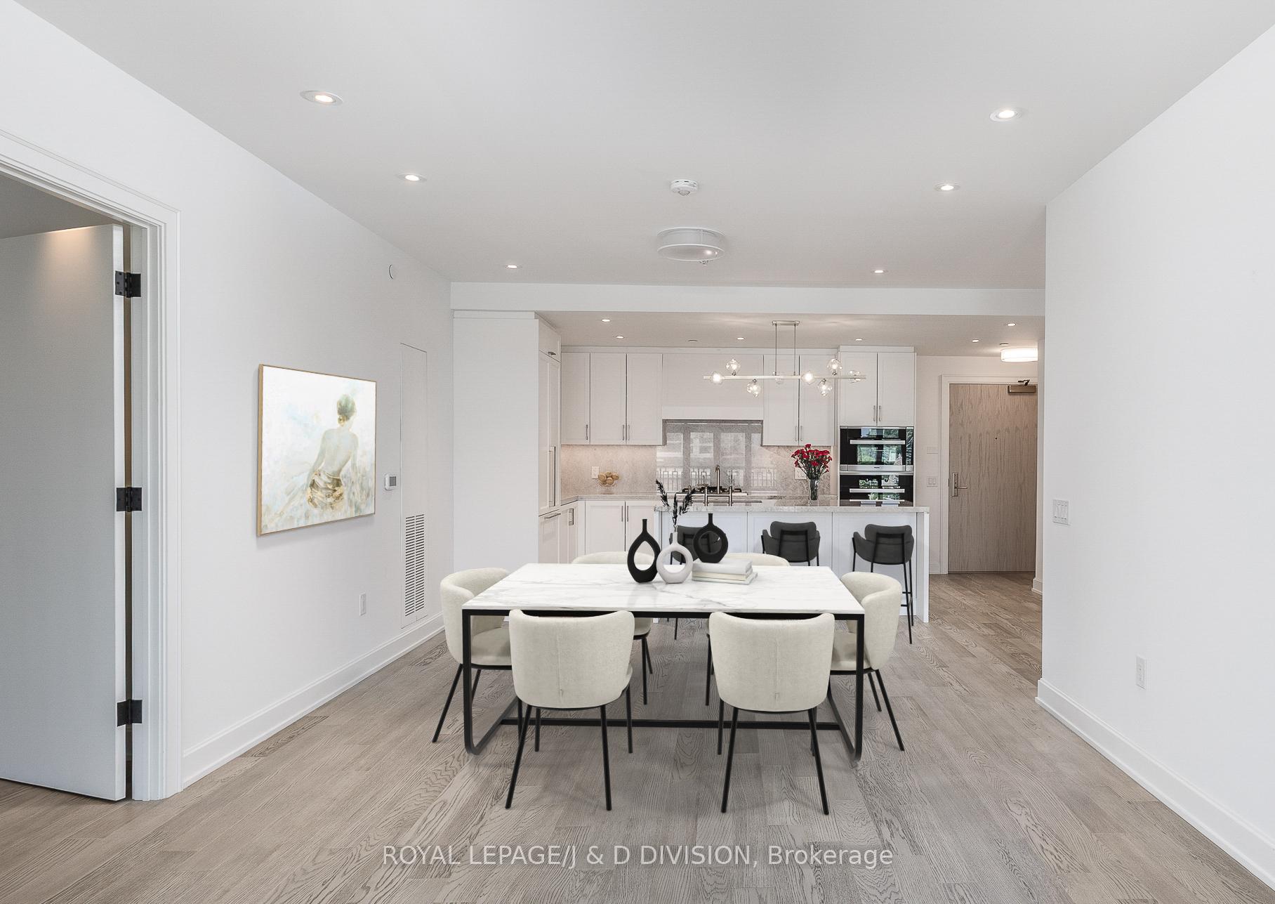 Photo 4 of Unit 505, 1 Strathgowan Avenue, Toronto, Lawrence Park South — HOMEH