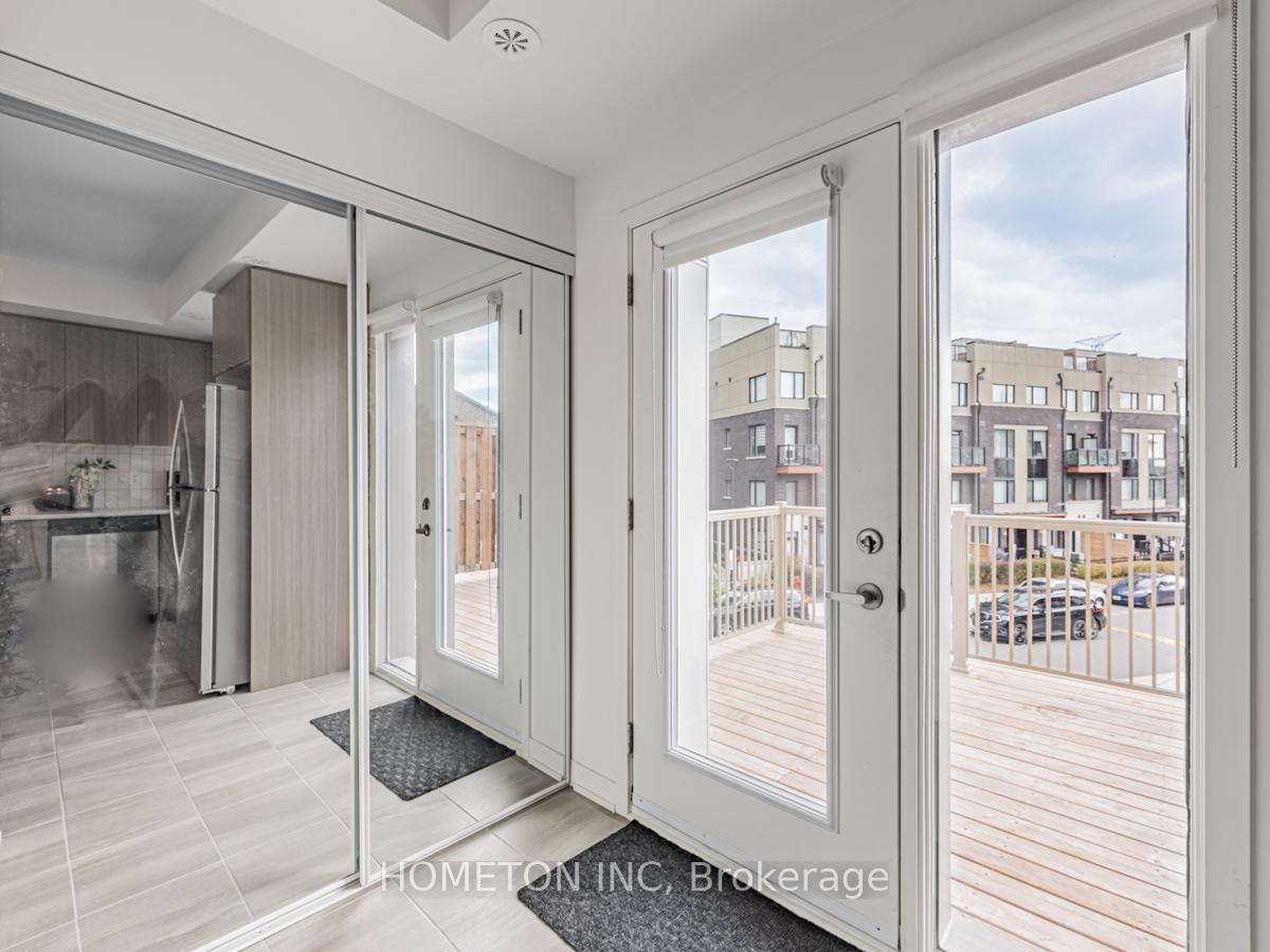 Photo 4 of Unit 612, 1525 Kingston Road, Pickering, Town Centre — HOMEH