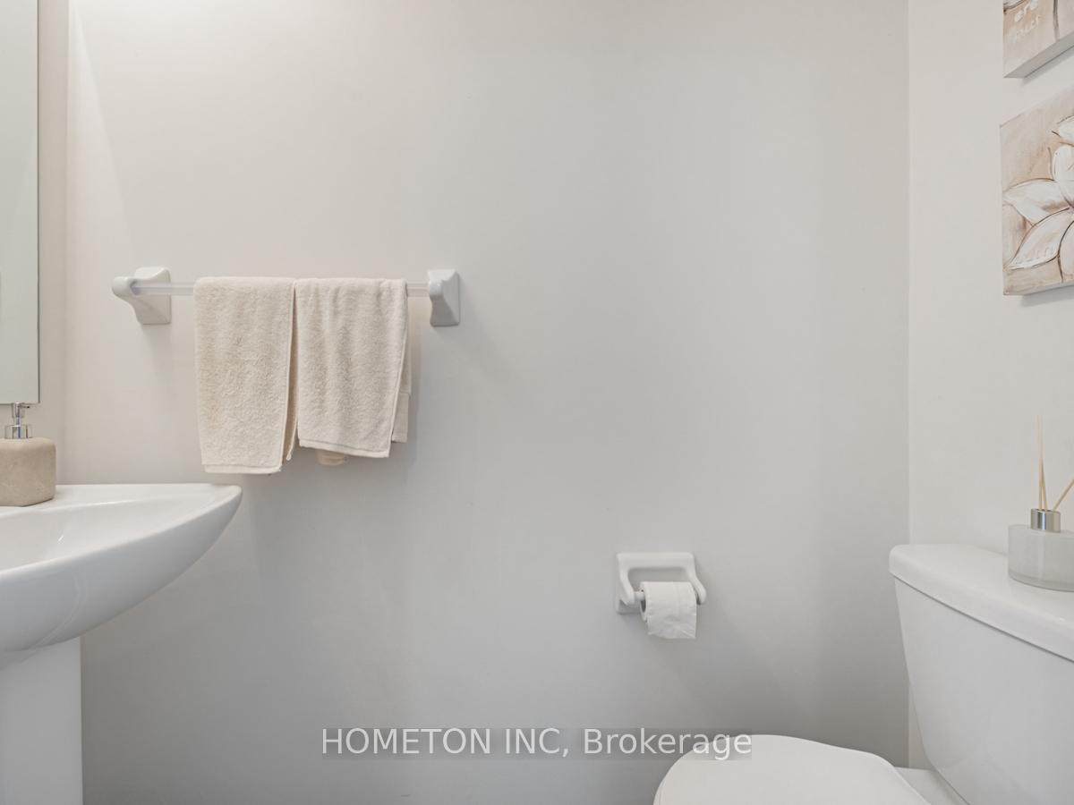 Photo 15 of Unit 612, 1525 Kingston Road, Pickering, Town Centre — HOMEH