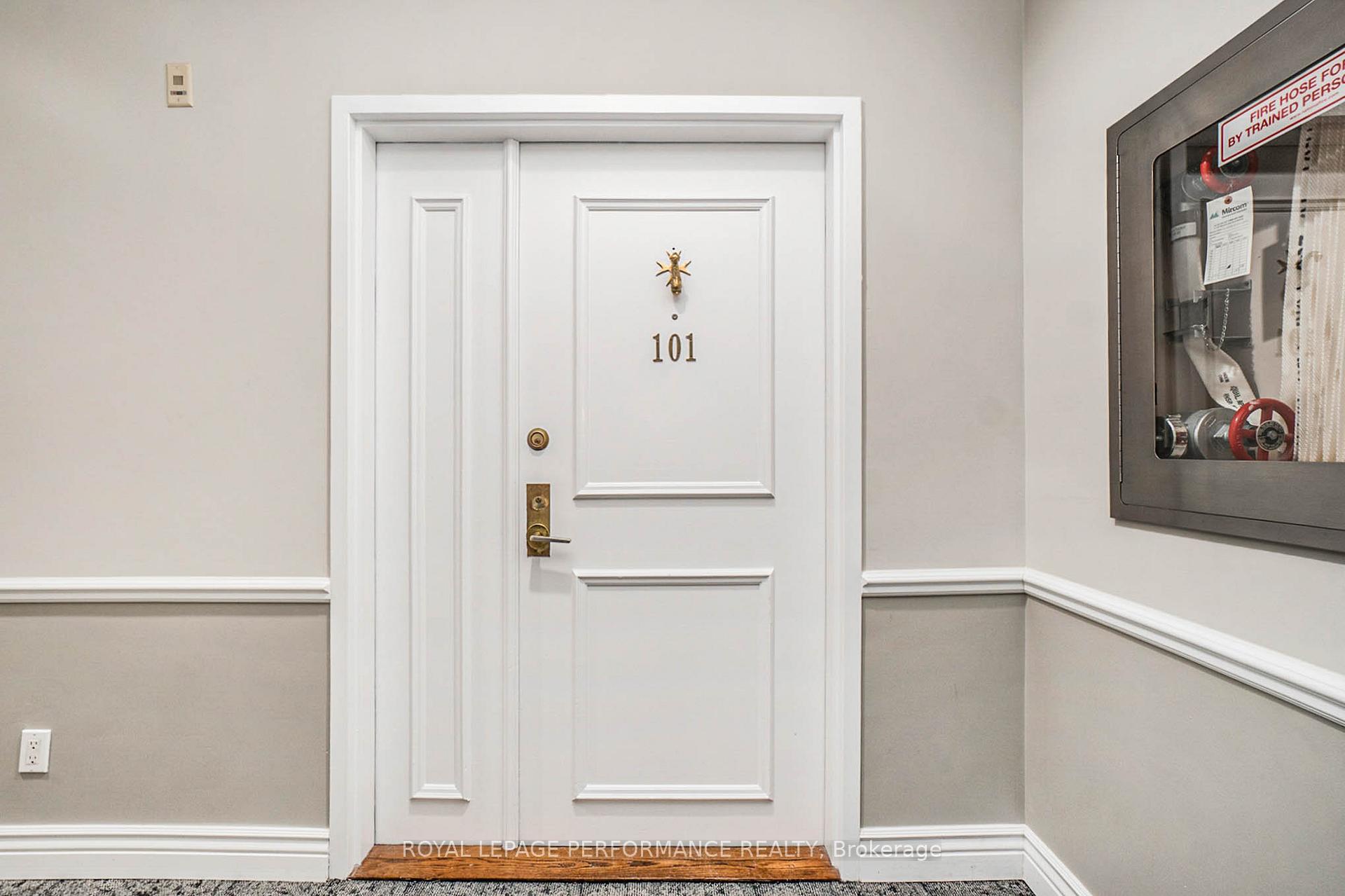 Photo 3 of Unit 101, 31 Durham, Ottawa, Lindenlea — HOMEH