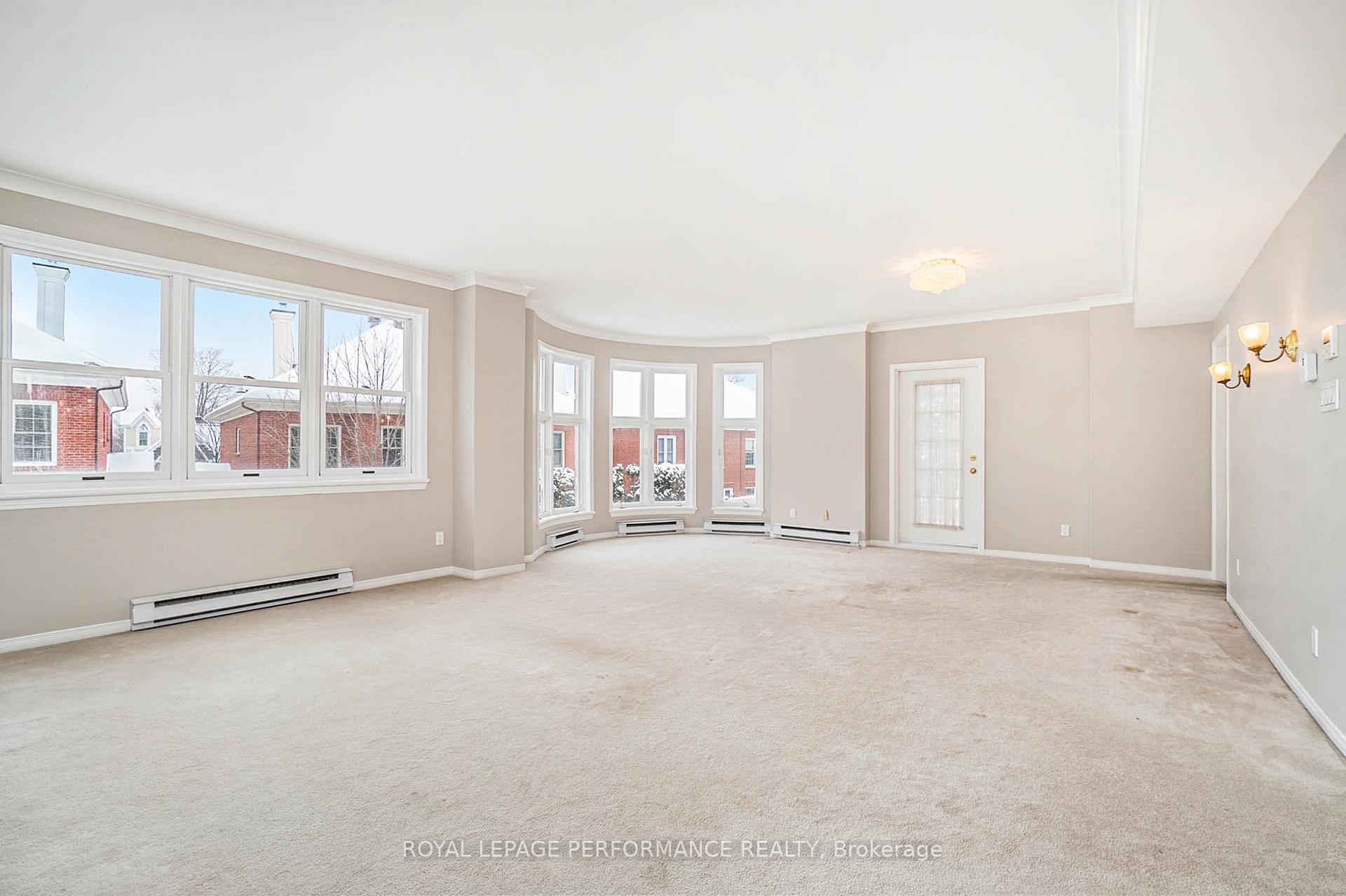 Photo 9 of Unit 101, 31 Durham, Ottawa, Lindenlea — HOMEH