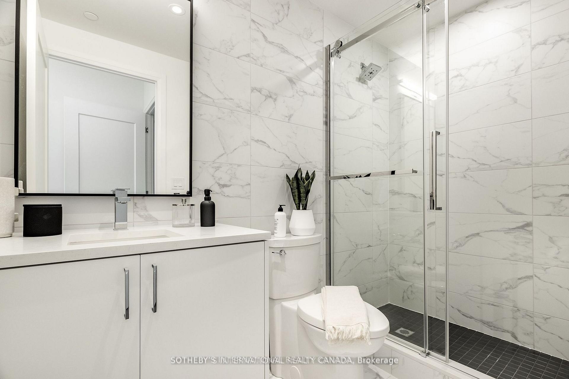 Photo 4 of Unit PH05, 71 Redpath Avenue, Toronto, Mount Pleasant West — HOMEH