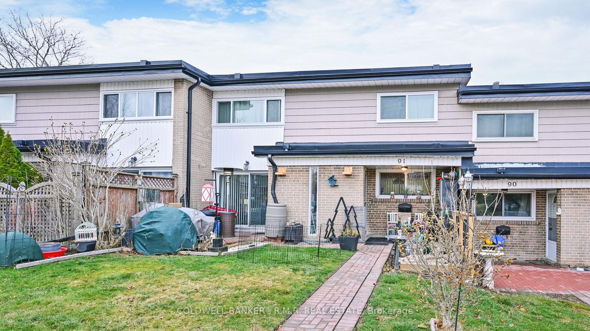 Photo 3 of Unit 91, 925 Bayly Street, Pickering, West Shore — HOMEH