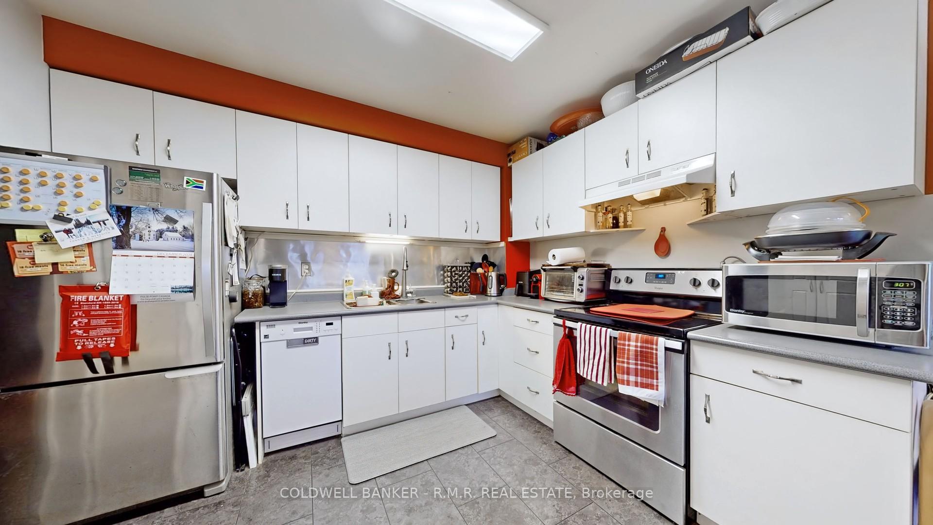 Photo 12 of Unit 91, 925 Bayly Street, Pickering, West Shore — HOMEH