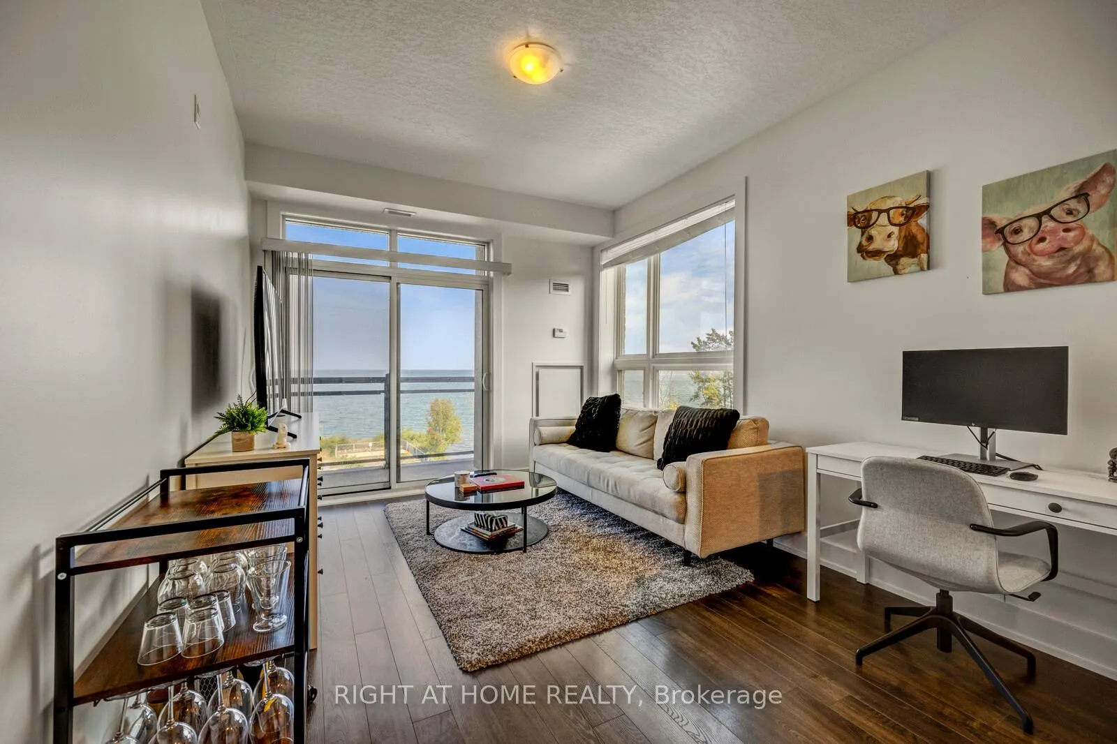 Photo 8 of Unit 309, 35 Southshore Crescent, Hamilton, Lakeshore — HOMEH