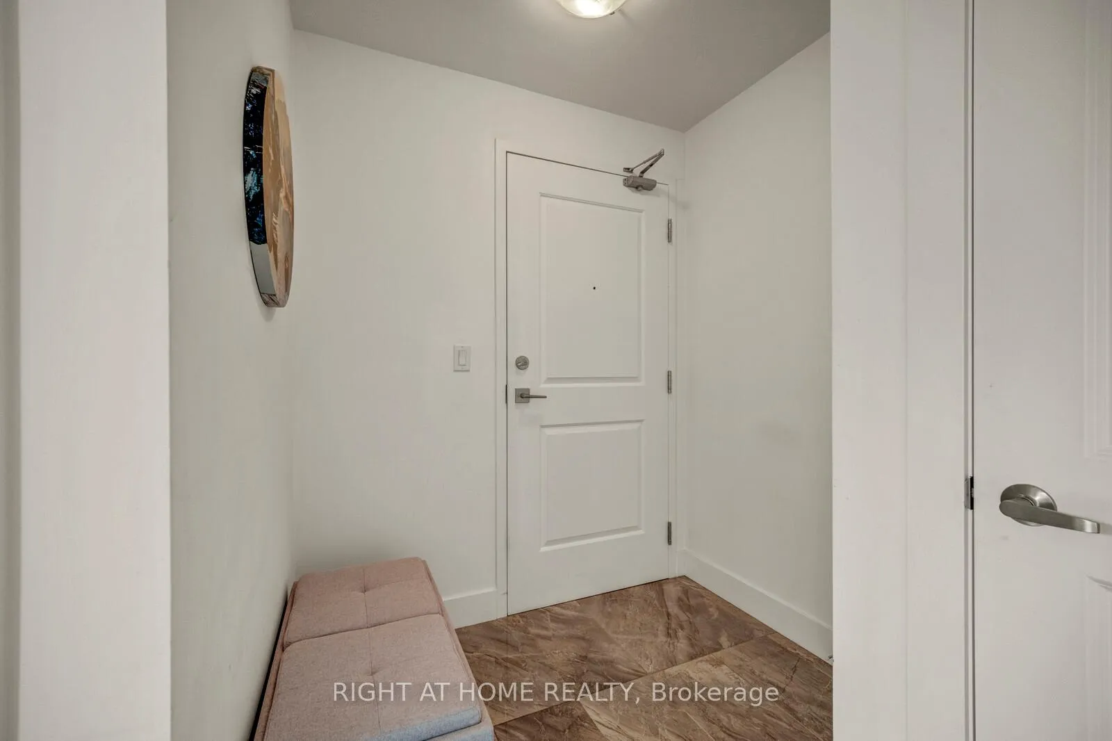 Photo 17 of Unit 309, 35 Southshore Crescent, Hamilton, Lakeshore — HOMEH