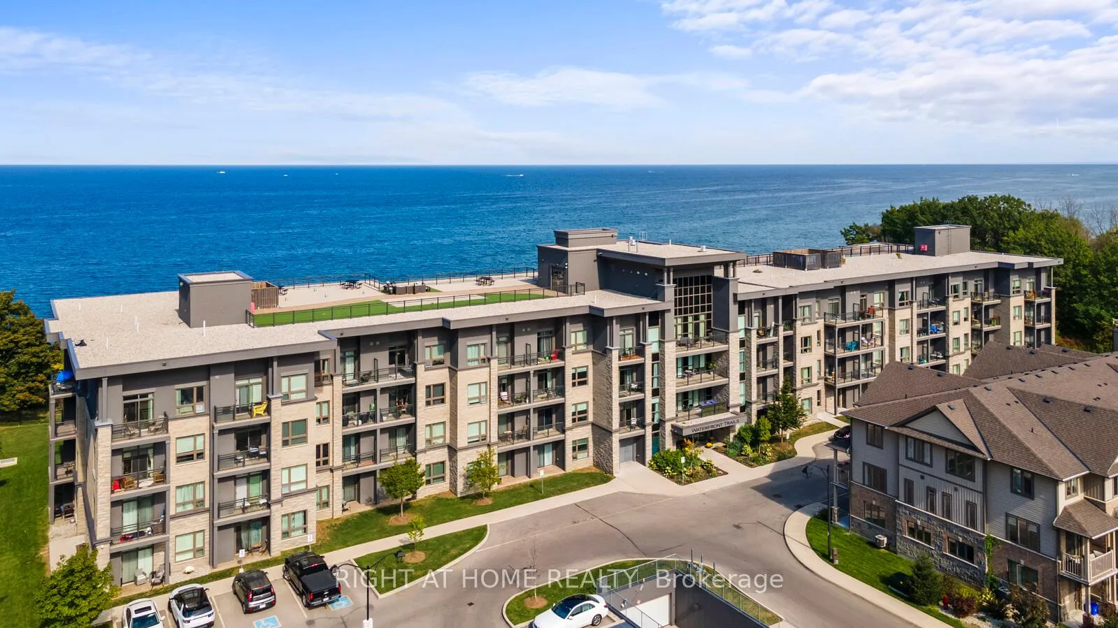 Photo 22 of Unit 309, 35 Southshore Crescent, Hamilton, Lakeshore — HOMEH