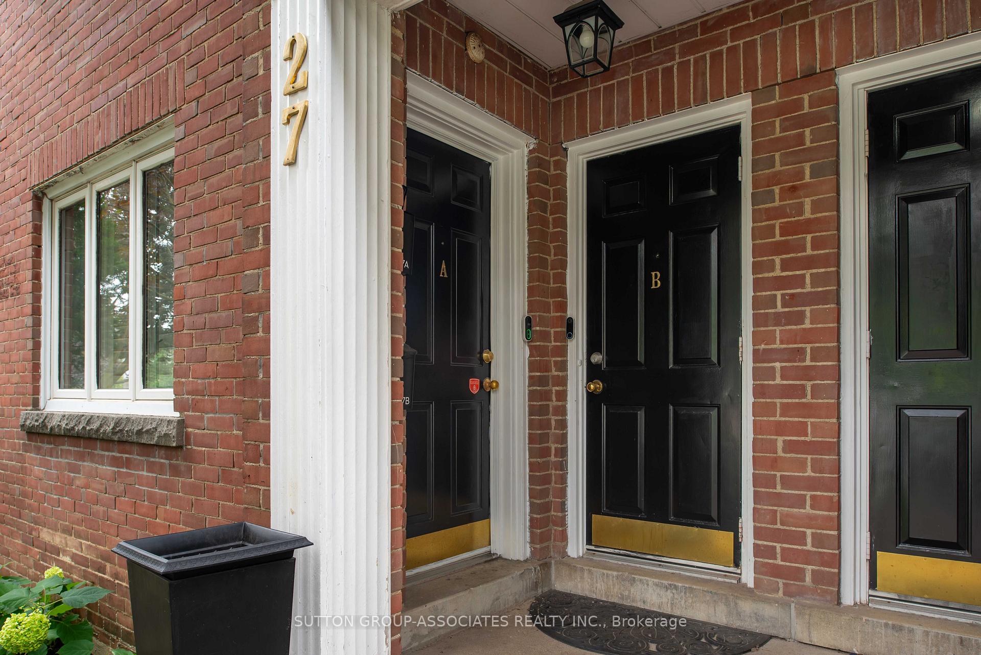 Photo 3 of 27A Claxton Boulevard, Toronto, Humewood-Cedarvale — HOMEH