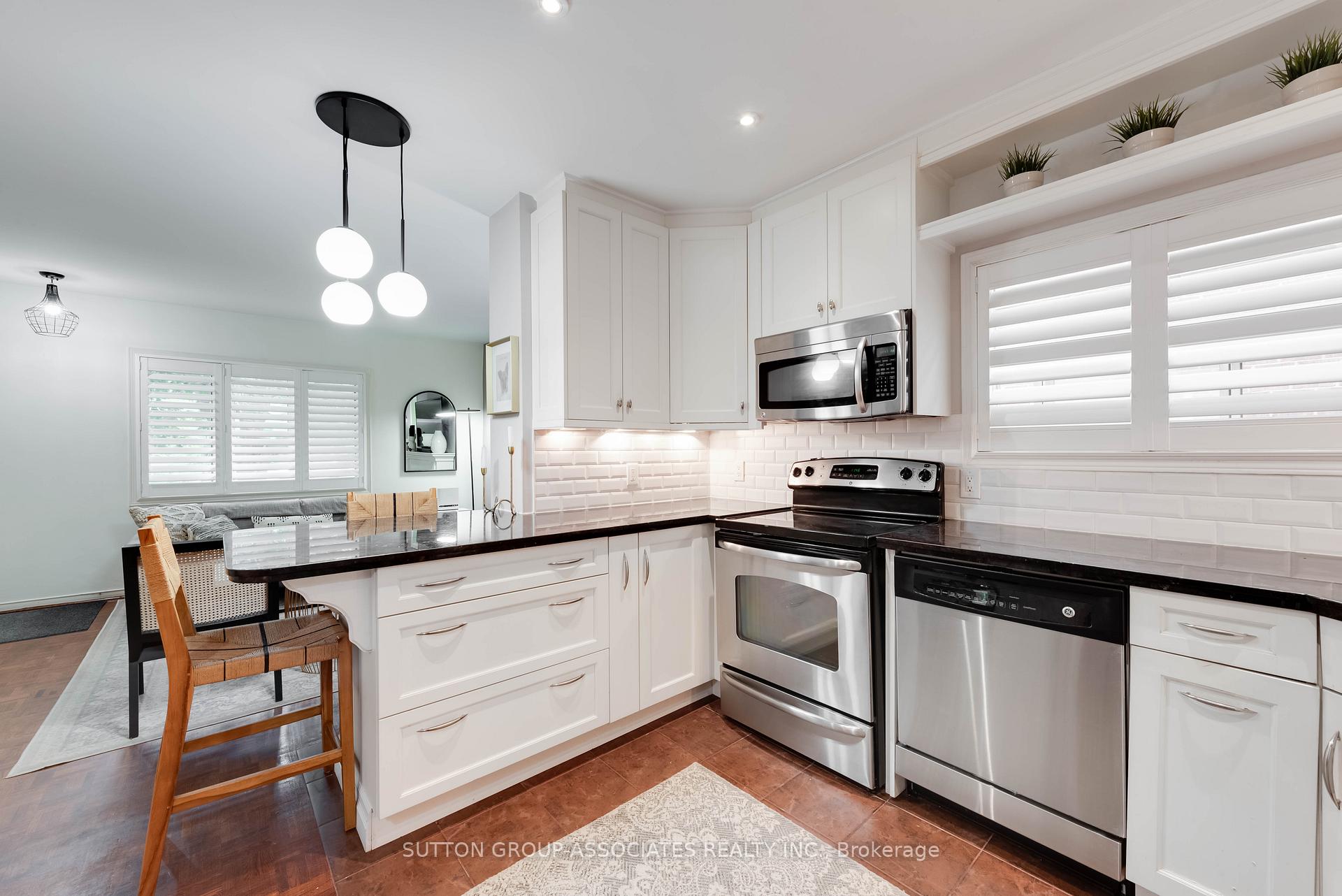 Photo 10 of 27A Claxton Boulevard, Toronto, Humewood-Cedarvale — HOMEH