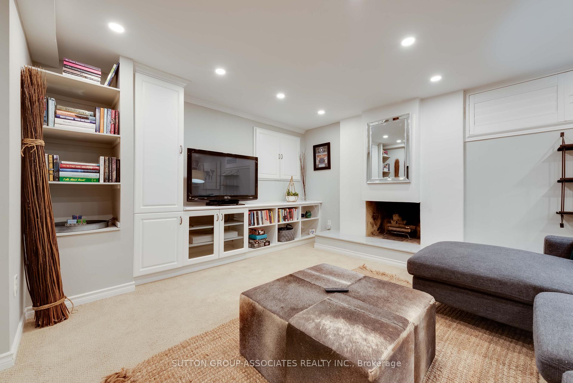 Photo 23 of 27A Claxton Boulevard, Toronto, Humewood-Cedarvale — HOMEH