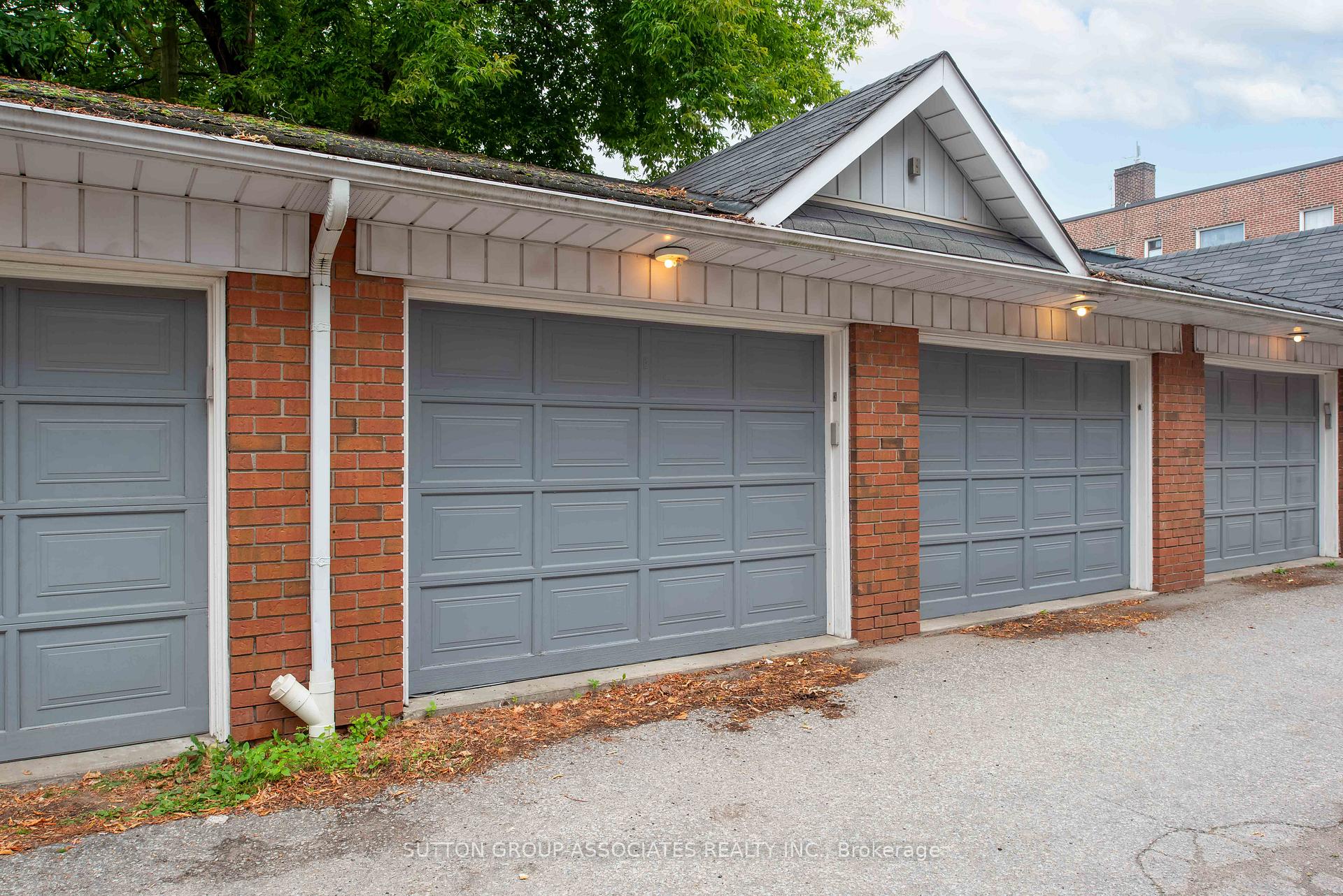 Photo 28 of 27A Claxton Boulevard, Toronto, Humewood-Cedarvale — HOMEH