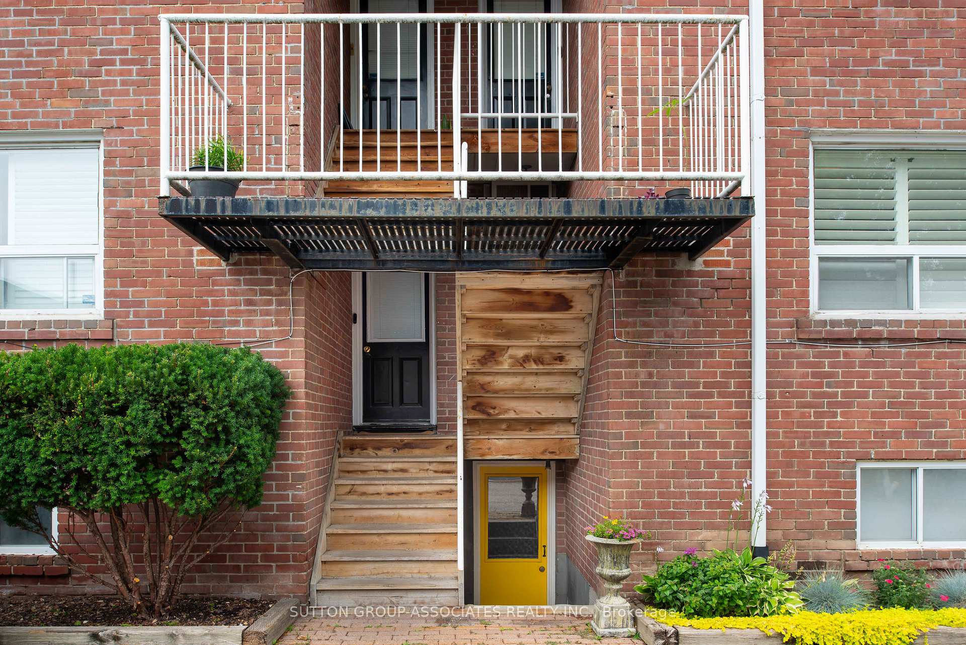 Photo 30 of 27A Claxton Boulevard, Toronto, Humewood-Cedarvale — HOMEH