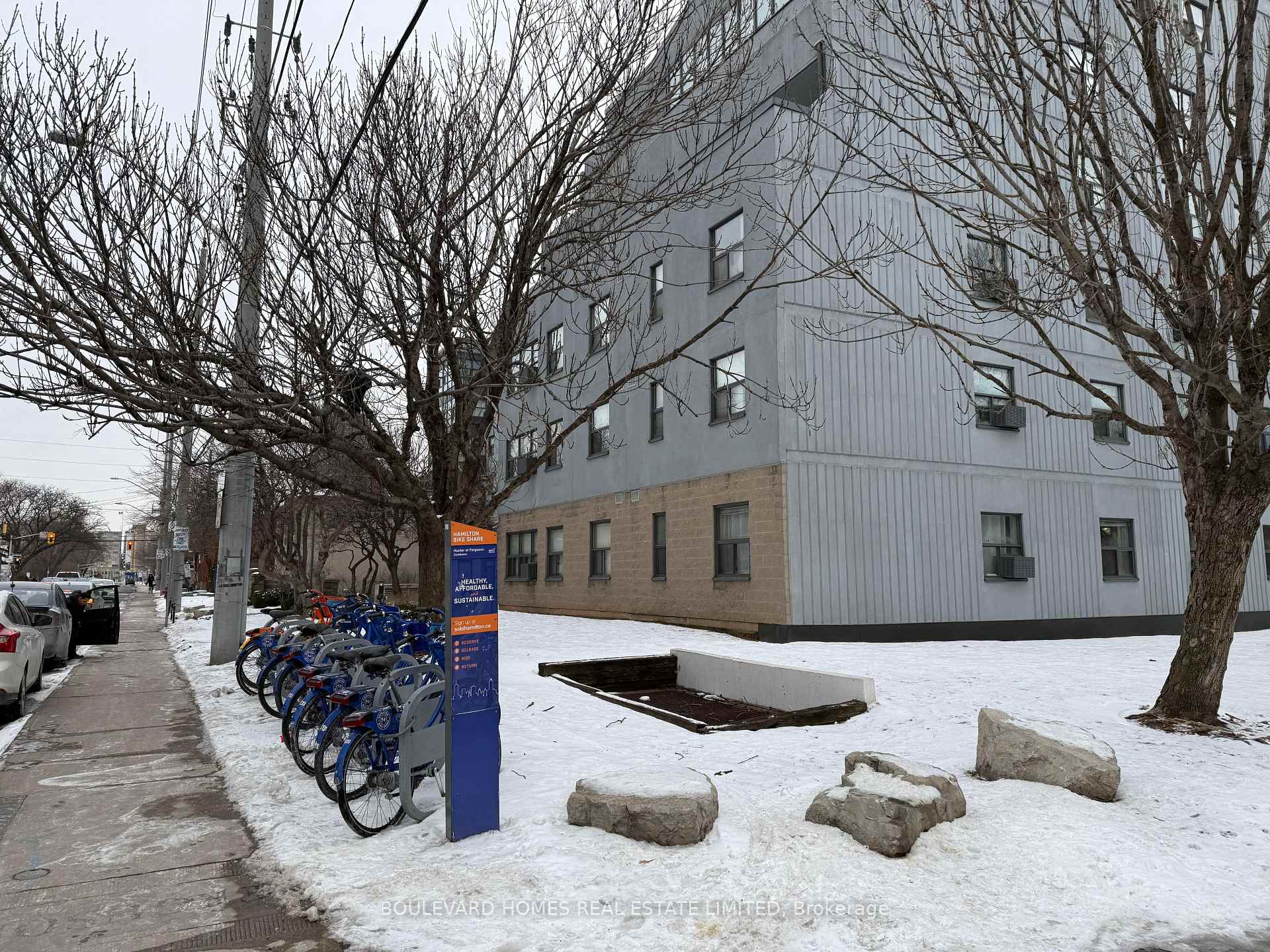 Photo 2 of Unit 107, 175 Hunter Street E, Hamilton, Corktown — HOMEH
