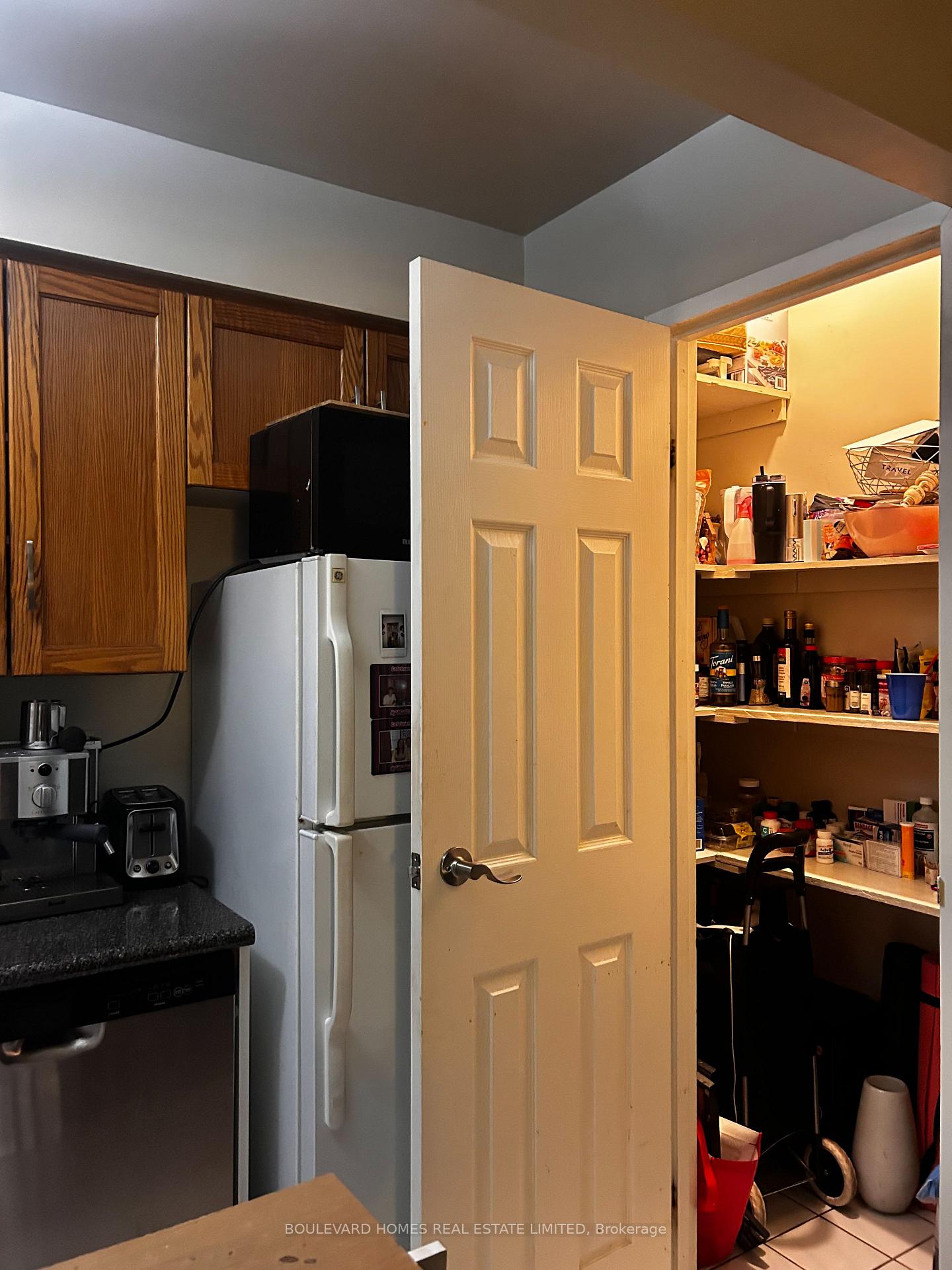 Photo 14 of Unit 107, 175 Hunter Street E, Hamilton, Corktown — HOMEH