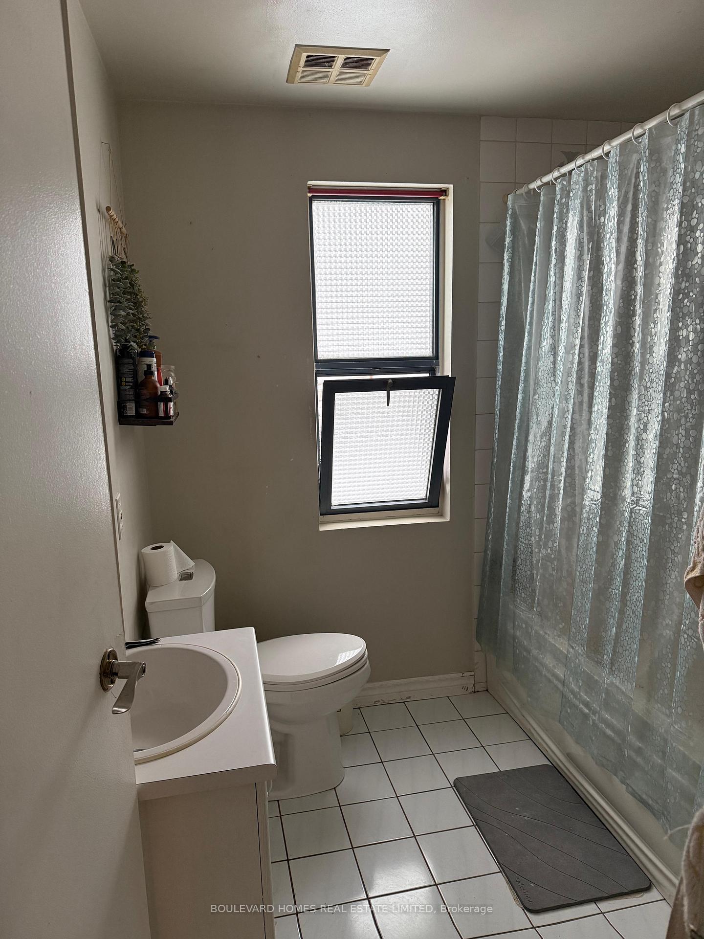 Photo 18 of Unit 107, 175 Hunter Street E, Hamilton, Corktown — HOMEH