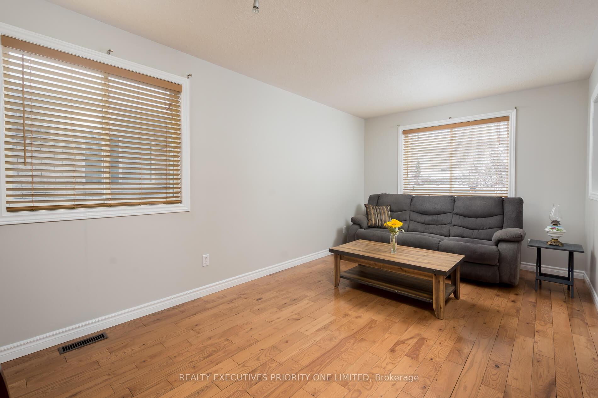Photo 5 of 6 Bird Street, Barrie, Edgehill Drive — HOMEH