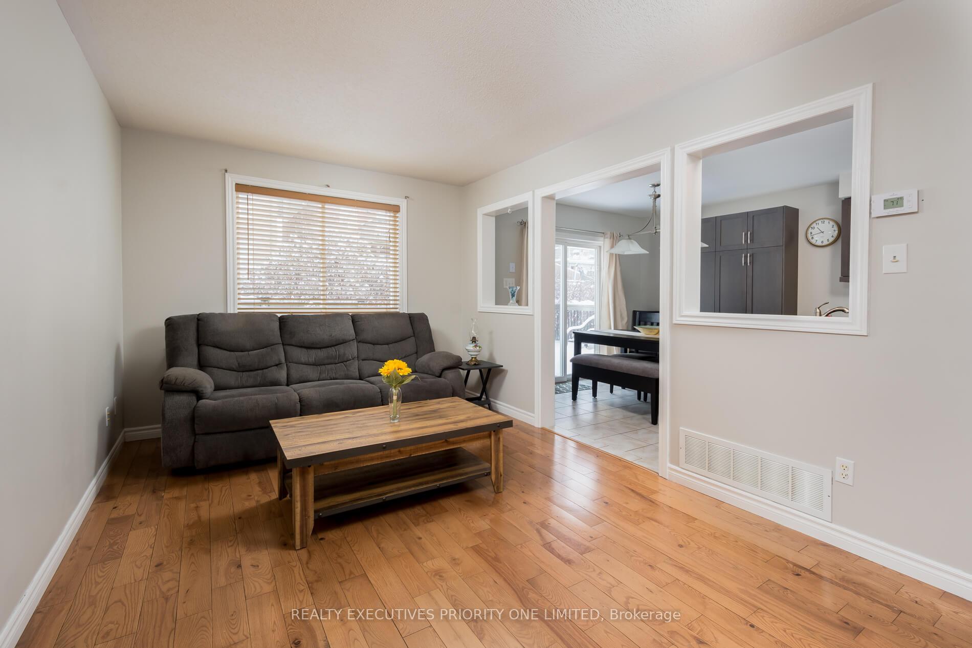 Photo 10 of 6 Bird Street, Barrie, Edgehill Drive — HOMEH