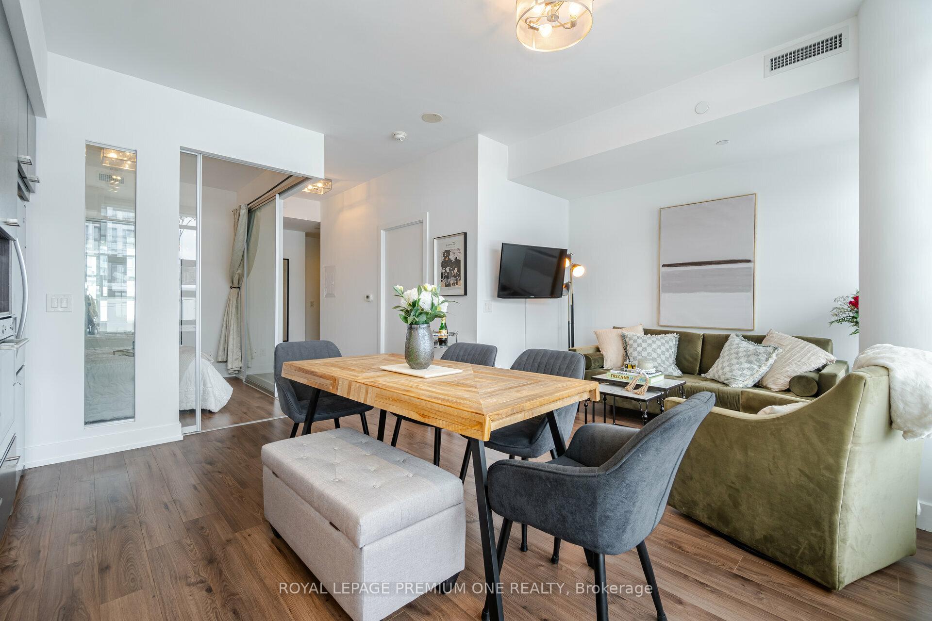 Photo 5 of Unit 209, 170 Chiltern Hill Road, Toronto, Humewood-Cedarvale — HOMEH