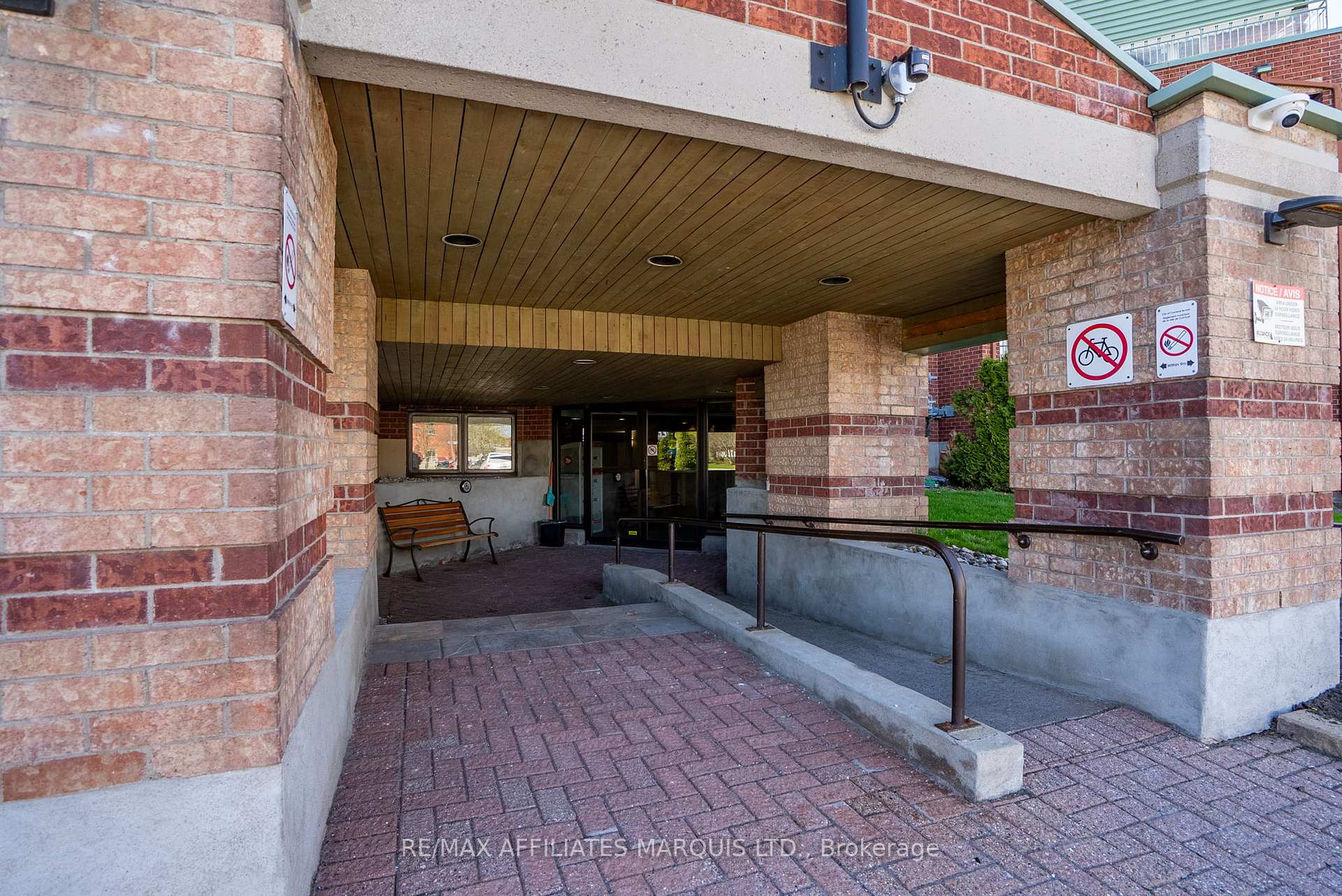 Photo 3 of Unit 108, 121 Water Street W, Cornwall — HOMEH