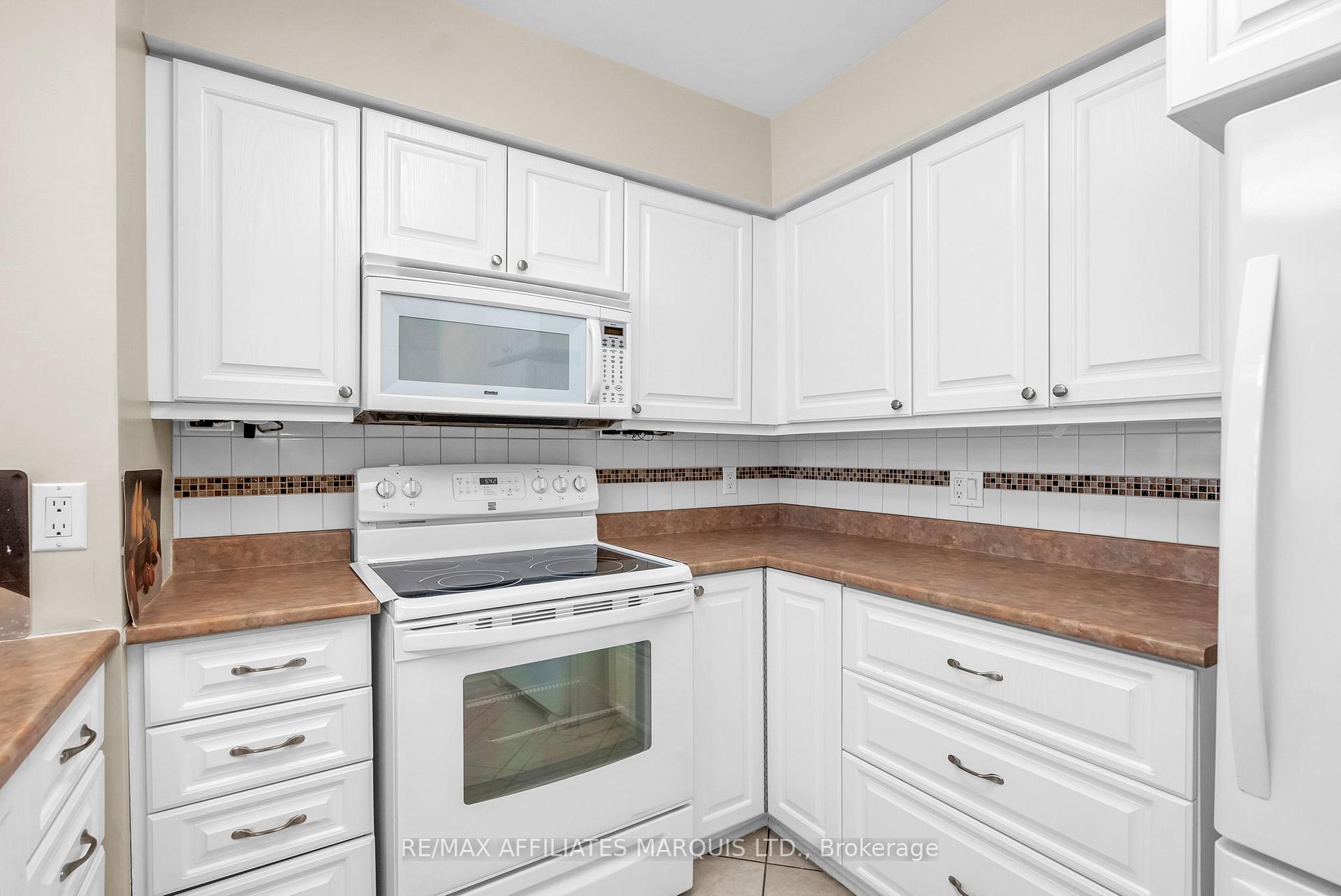 Photo 14 of Unit 108, 121 Water Street W, Cornwall — HOMEH