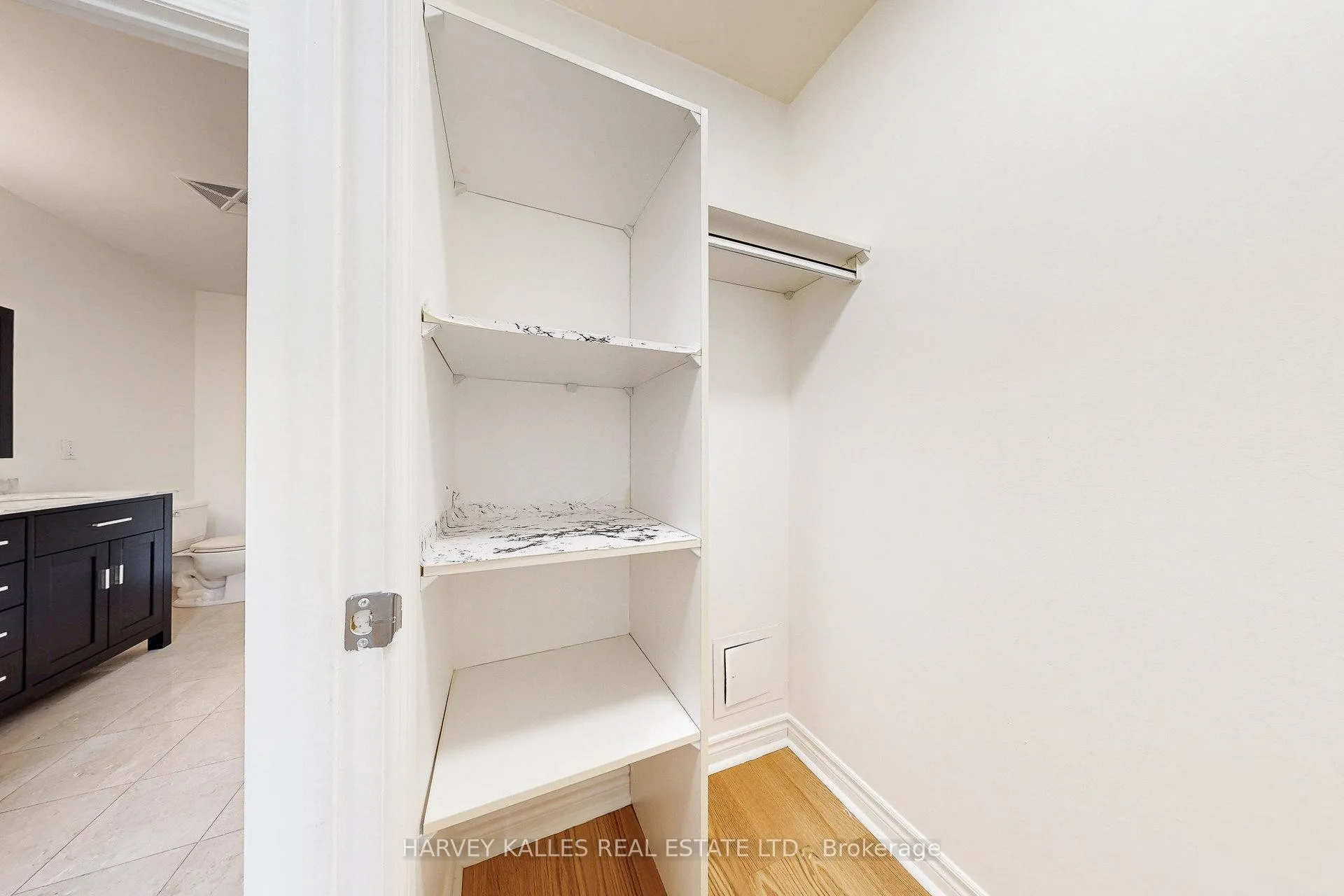 Photo 25 of Unit 405, 4620 Highway 7, Vaughan, East Woodbridge — HOMEH