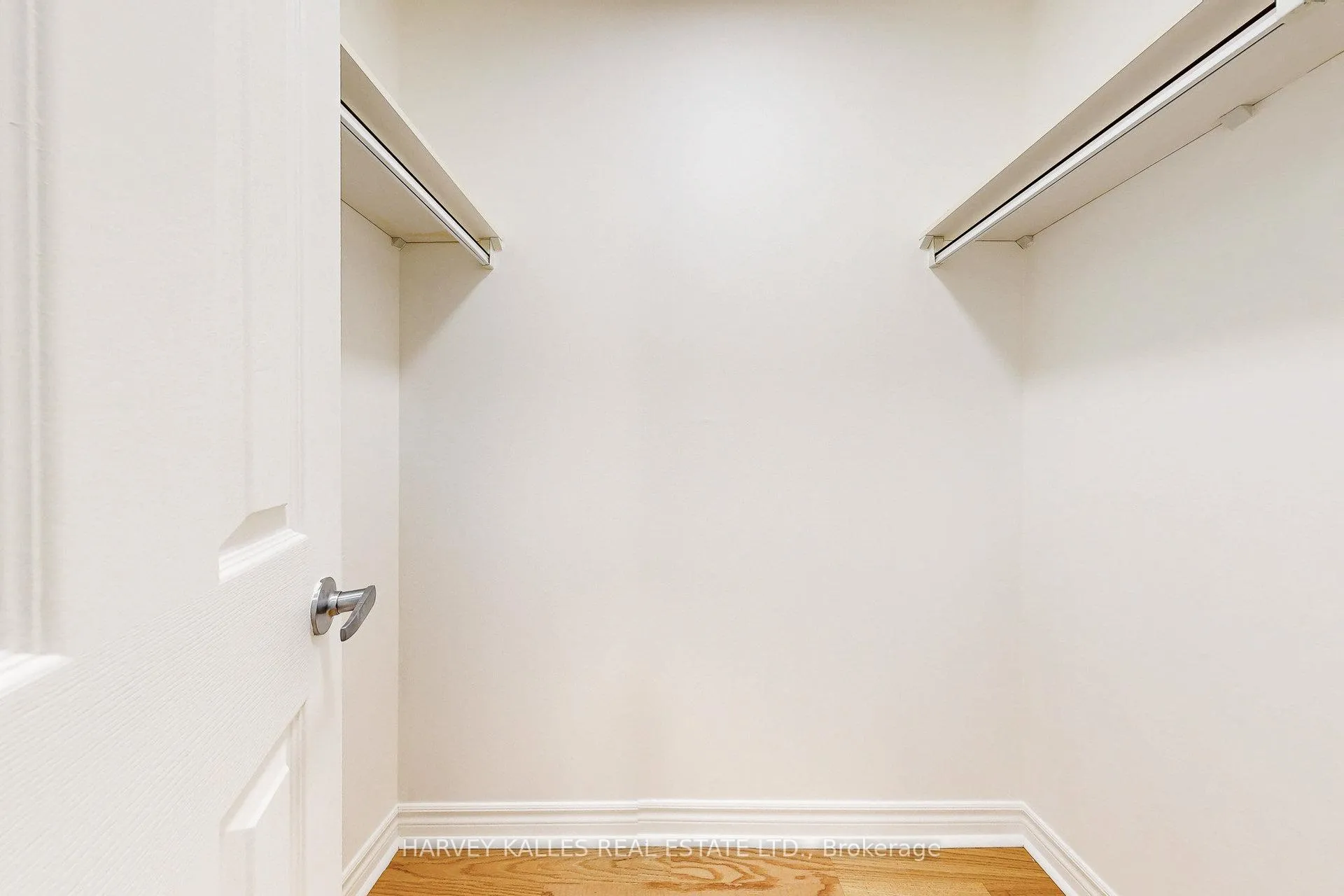 Photo 26 of Unit 405, 4620 Highway 7, Vaughan, East Woodbridge — HOMEH