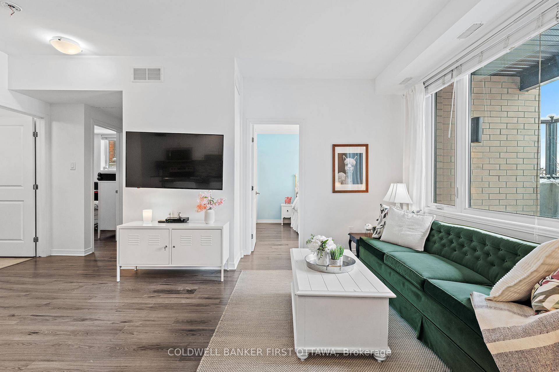 Photo 20 of Unit F, 365 Haliburton Heights, Ottawa, Kanata - Emerald Meadows/Trailwest — HOMEH