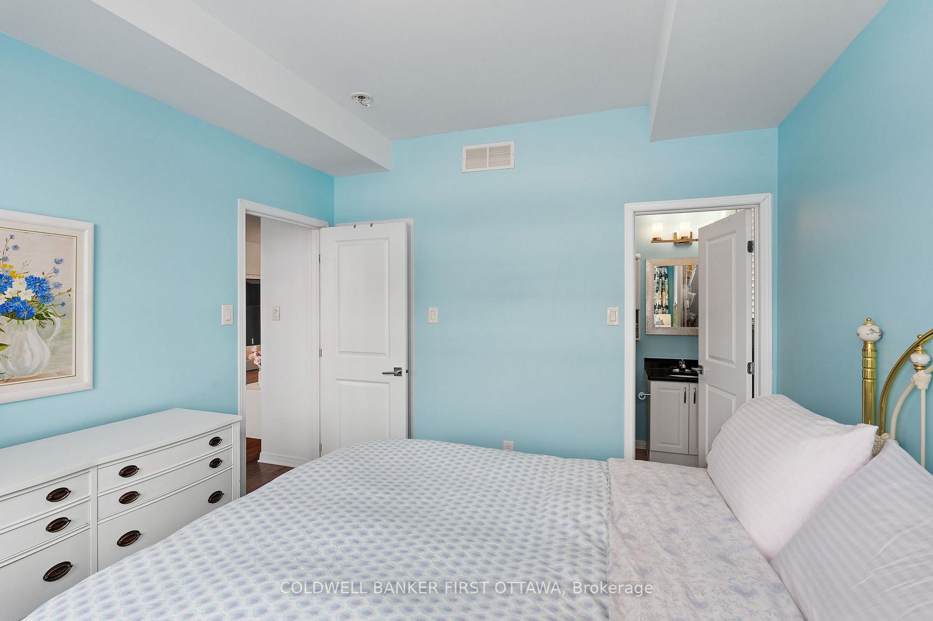 Photo 25 of Unit F, 365 Haliburton Heights, Ottawa, Kanata - Emerald Meadows/Trailwest — HOMEH