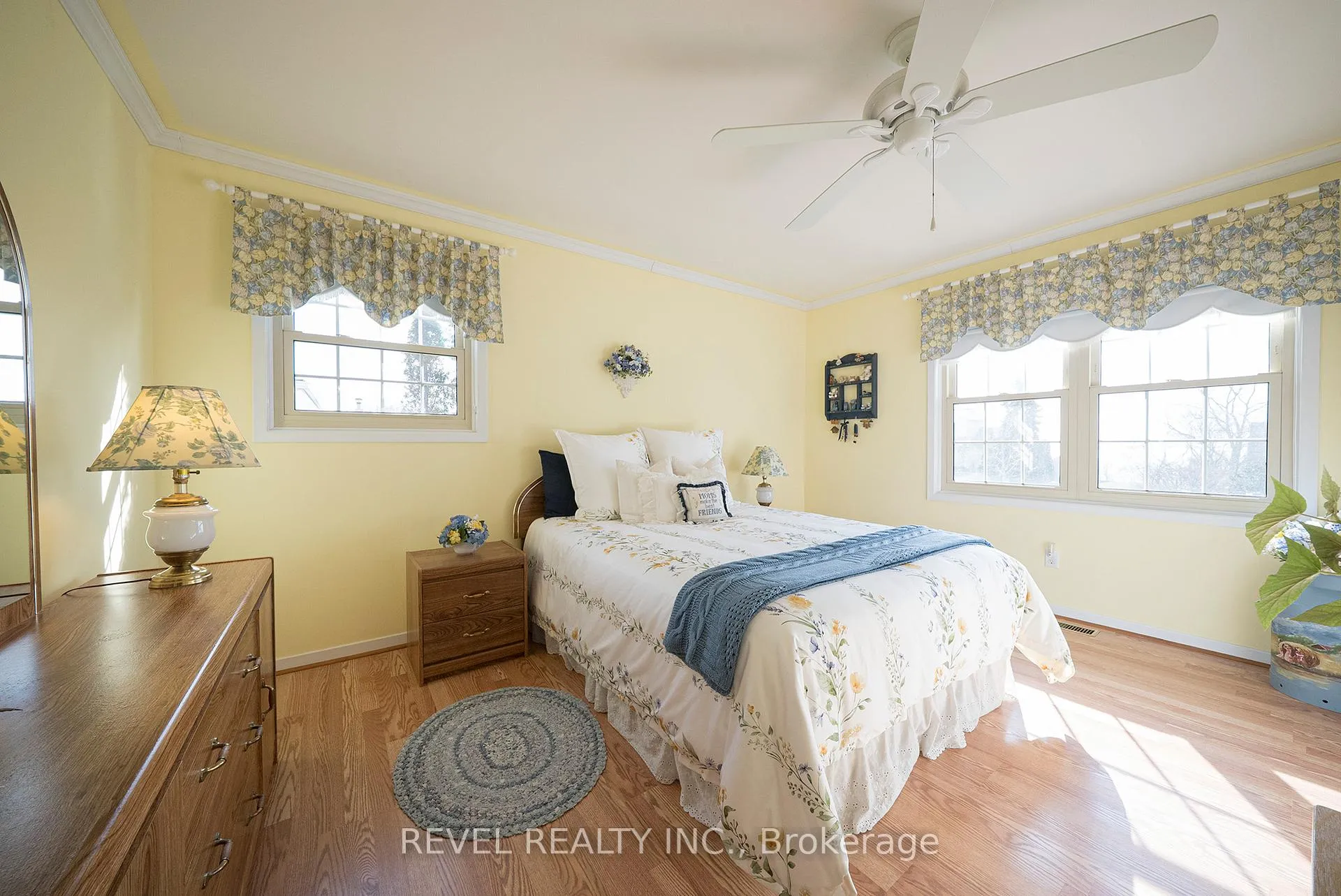 Photo 20 of 54 Bee Street, Norfolk, Booth's Harbour — HOMEH