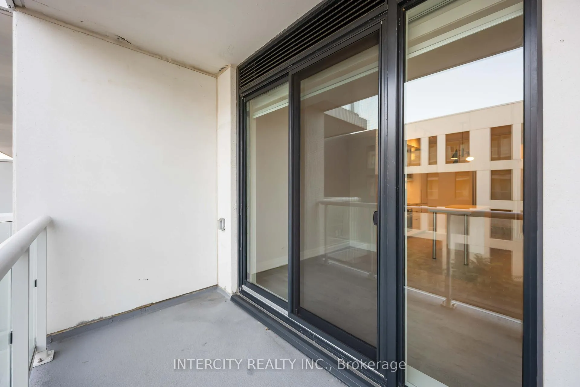 Photo 21 of Unit 802, 10 Rouge Valley Drive, Markham, Unionville — HOMEH