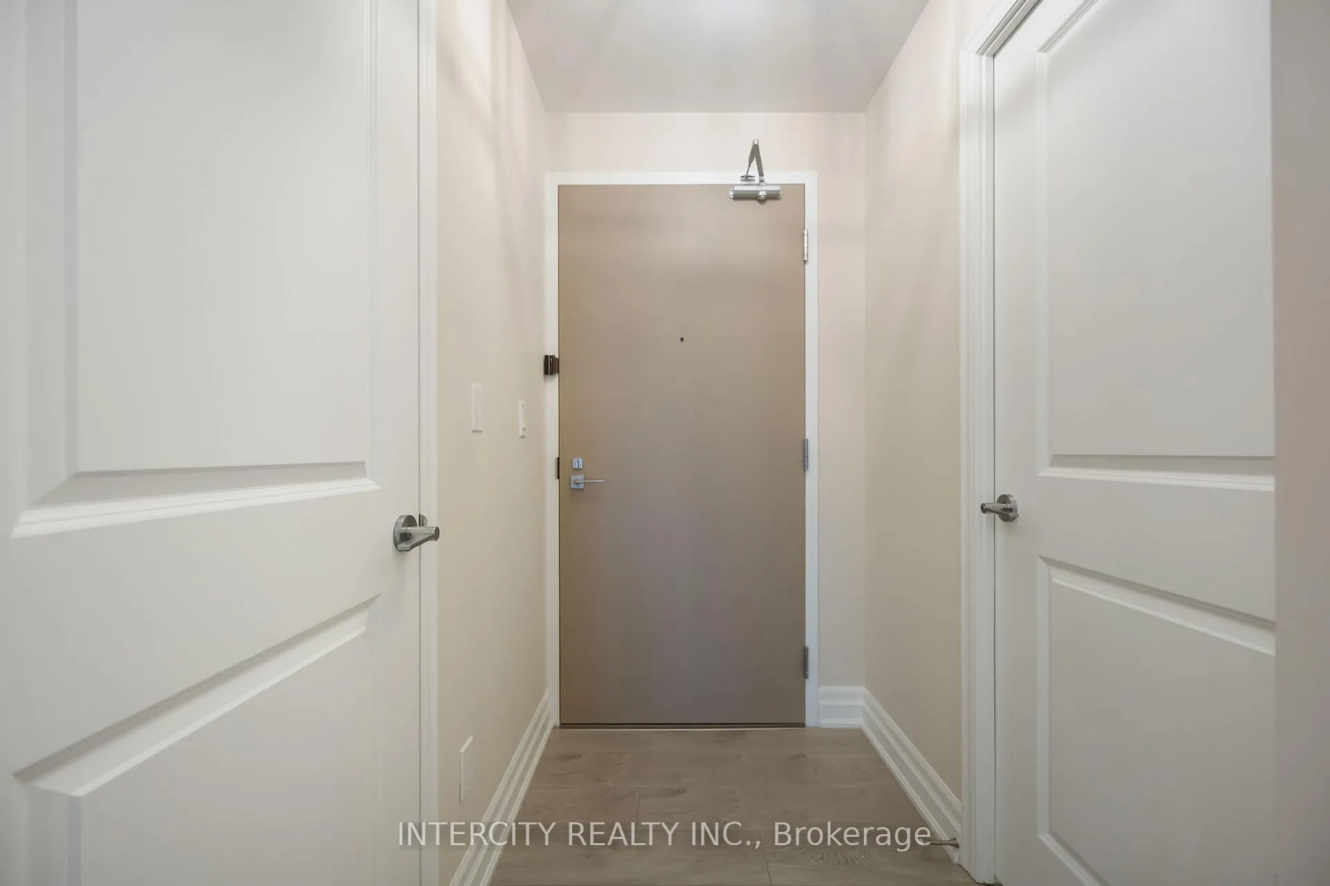 Photo 23 of Unit 802, 10 Rouge Valley Drive, Markham, Unionville — HOMEH