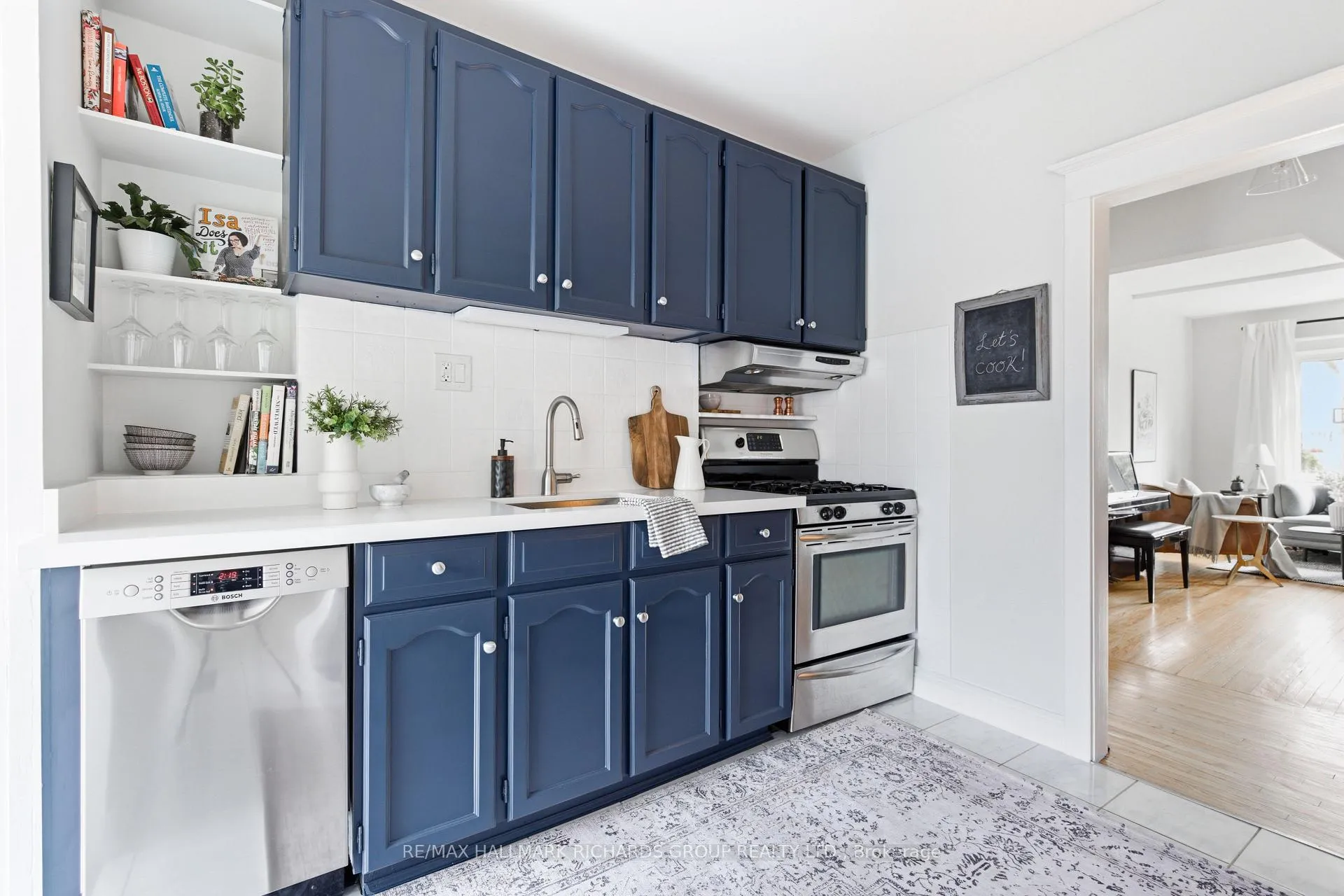 Photo 8 of 32 Costain Avenue, Toronto, East End-Danforth — HOMEH