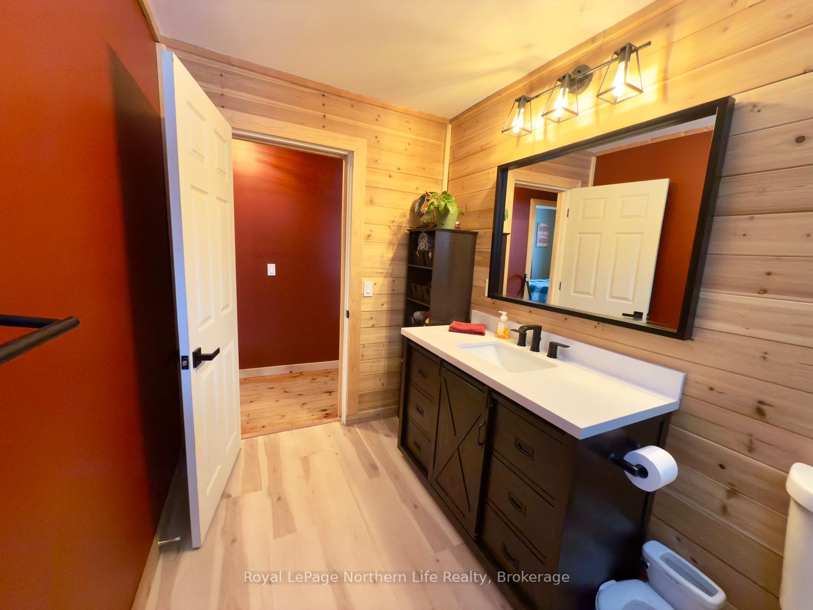 Photo 15 of 3486 Memorial Park Drive, Chisholm — HOMEH