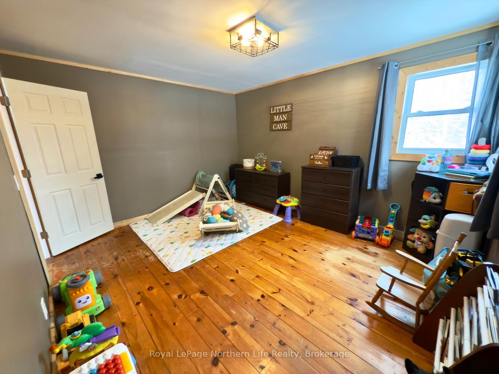 Photo 16 of 3486 Memorial Park Drive, Chisholm — HOMEH