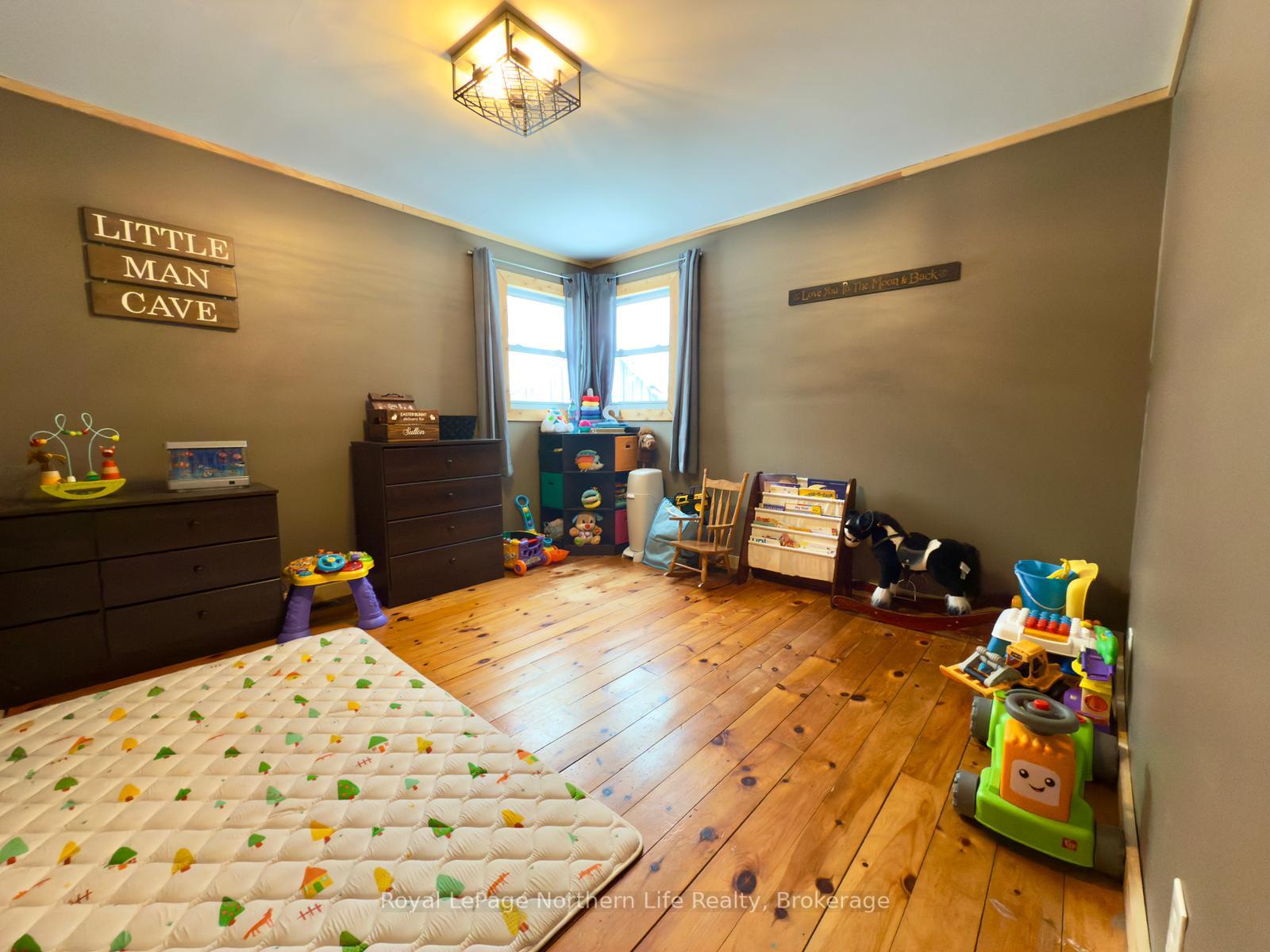 Photo 18 of 3486 Memorial Park Drive, Chisholm — HOMEH