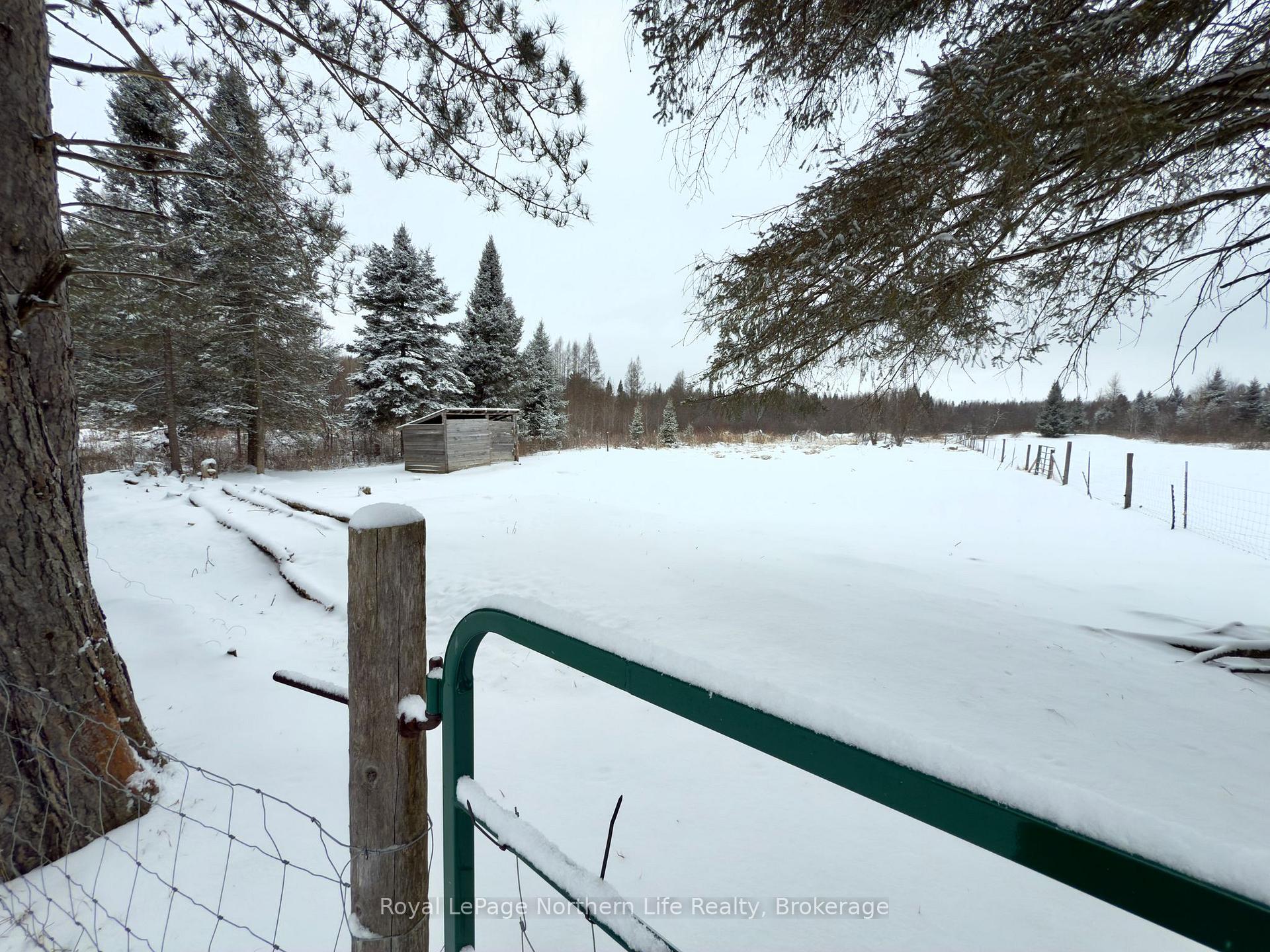Photo 28 of 3486 Memorial Park Drive, Chisholm — HOMEH