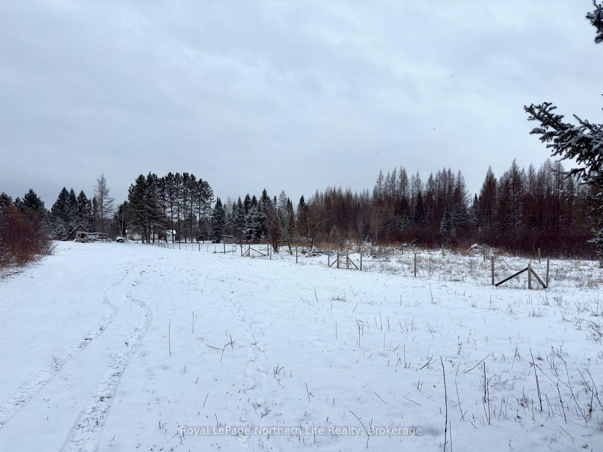 Photo 45 of 3486 Memorial Park Drive, Chisholm — HOMEH