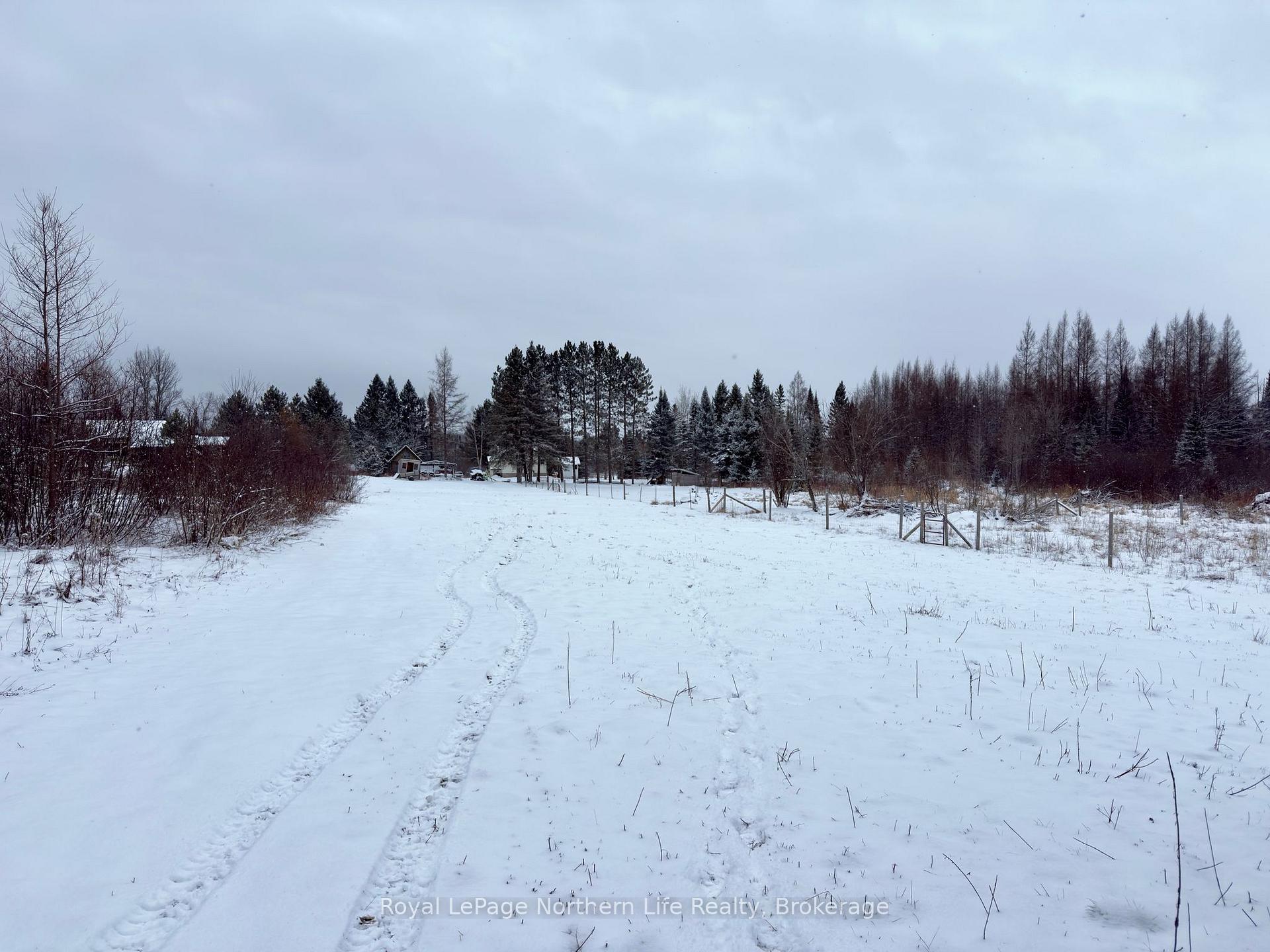 Photo 46 of 3486 Memorial Park Drive, Chisholm — HOMEH