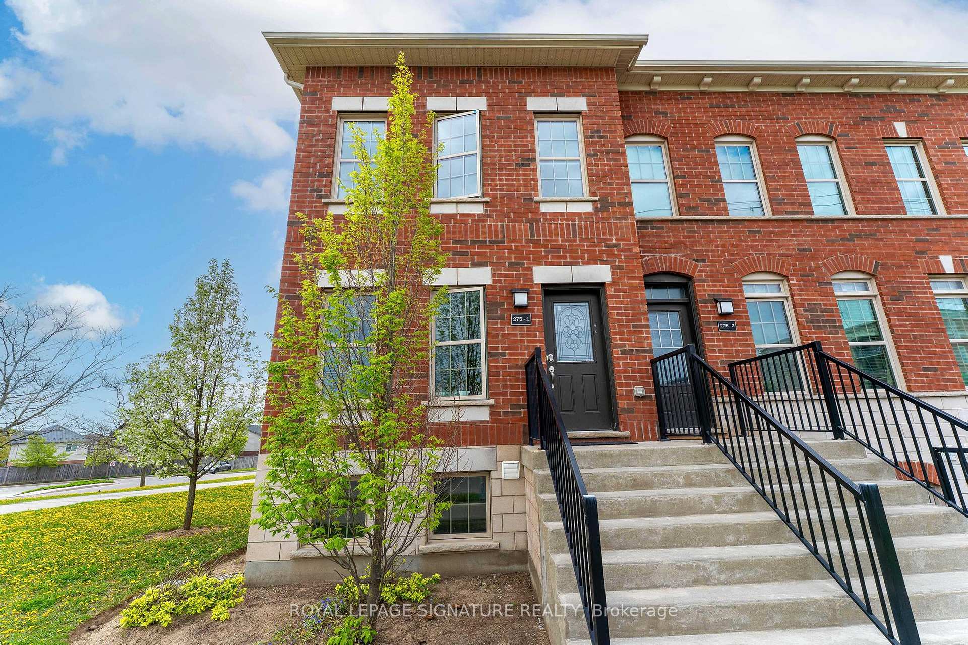 Photo 4 of Unit 1, 275 Max Becker Drive, Kitchener, Larentian West — HOMEH