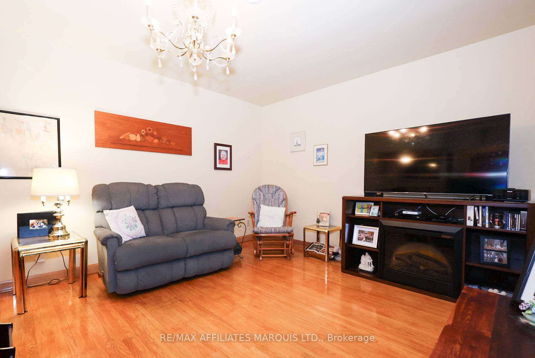 Photo 12 of 1212 Osborne Avenue, Cornwall — HOMEH