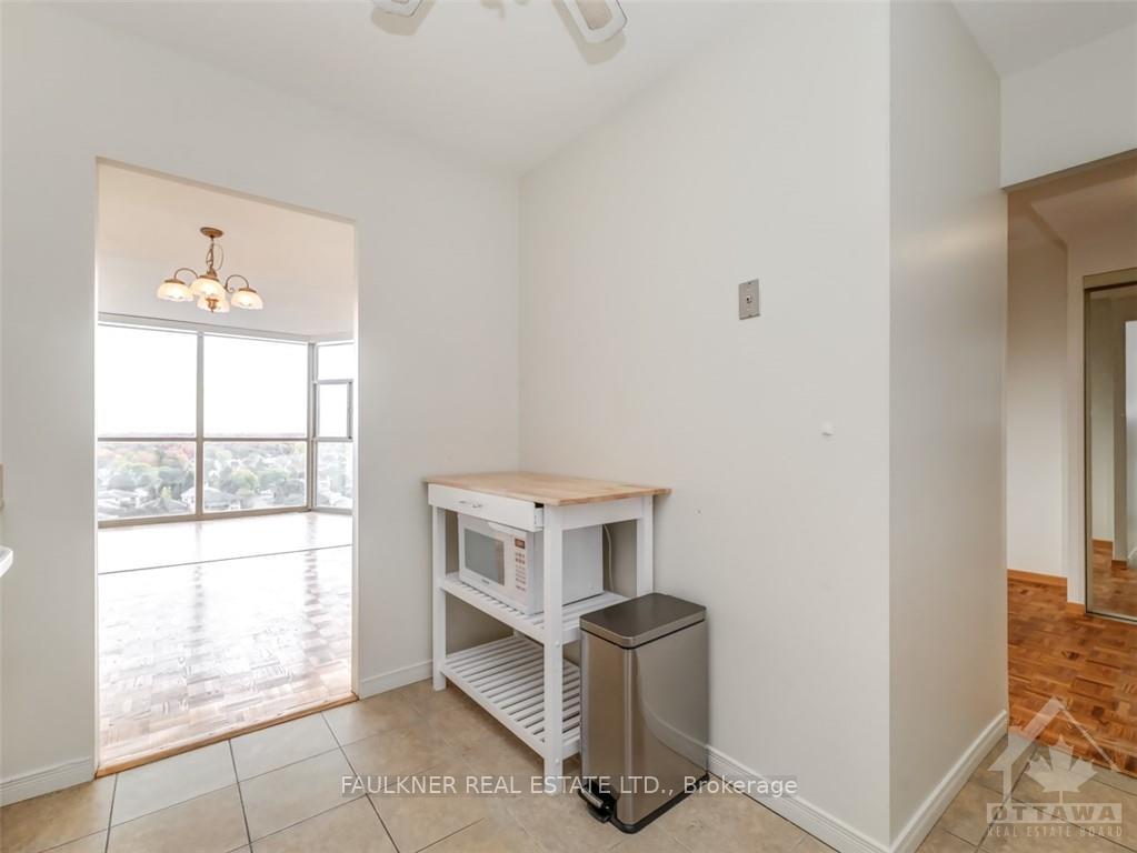 Photo 9 of Unit 1608, 2760 Carousel Crescent, Ottawa, Emerald Woods/Sawmill Creek — HOMEH