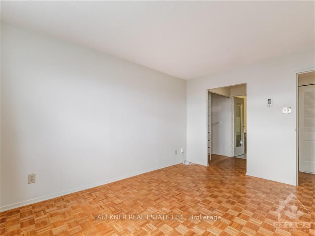 Photo 10 of Unit 1608, 2760 Carousel Crescent, Ottawa, Emerald Woods/Sawmill Creek — HOMEH