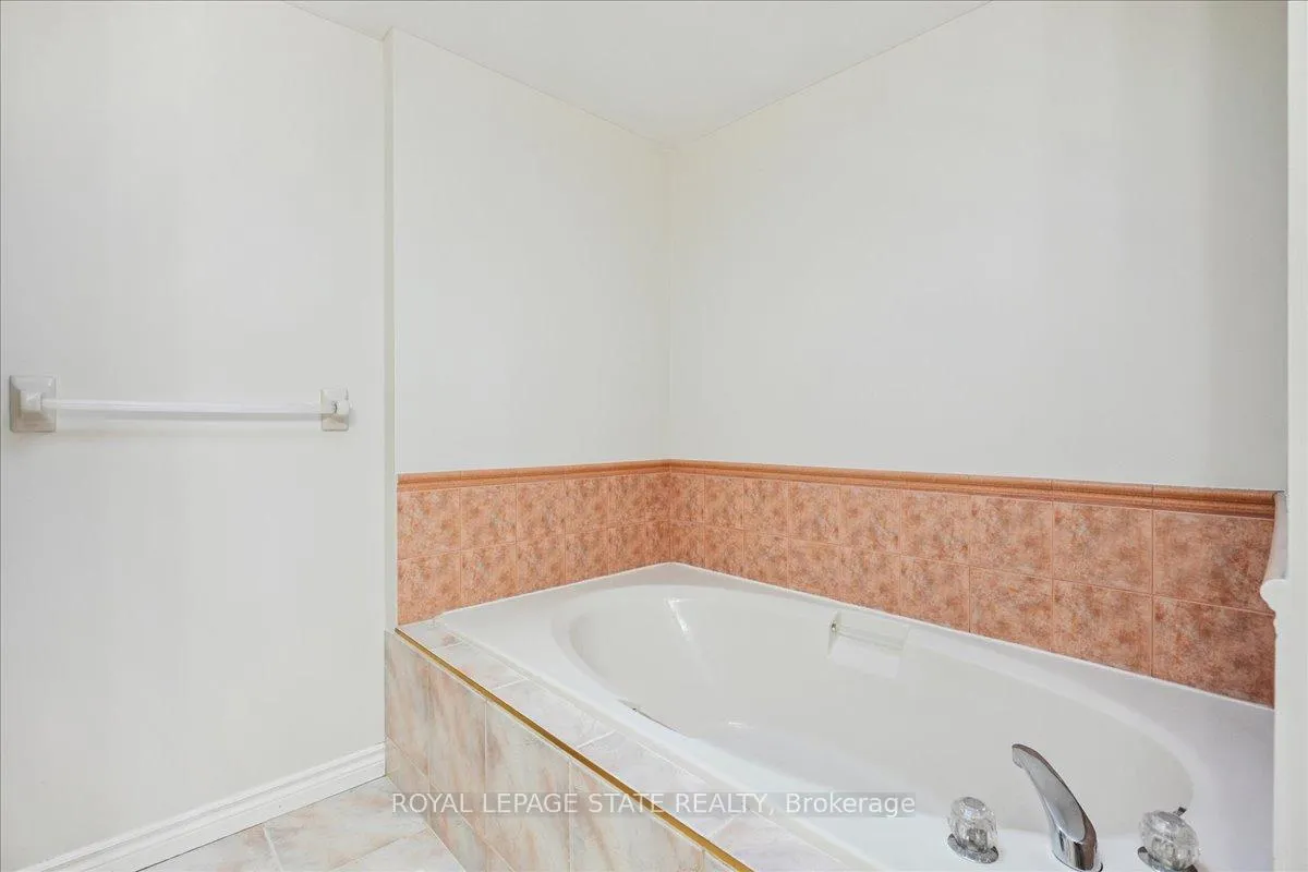 Photo 30 of Unit 33, 503 Highway 8, Hamilton, Stoney Creek — HOMEH