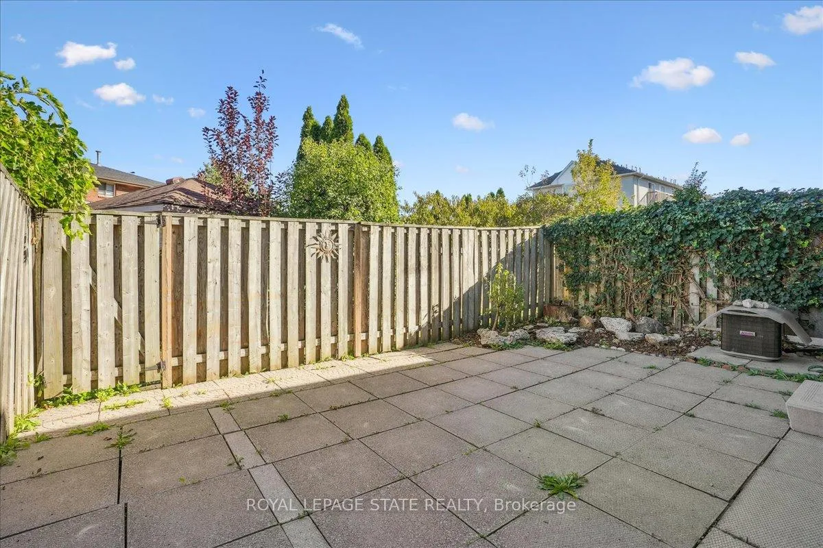 Photo 33 of Unit 33, 503 Highway 8, Hamilton, Stoney Creek — HOMEH