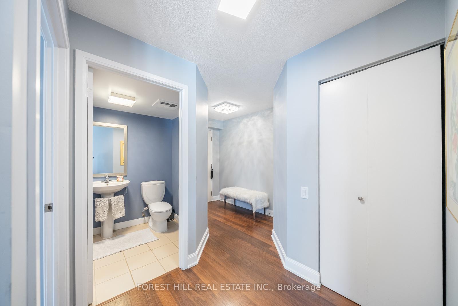 Photo 5 of Unit 2311, 2191 Yonge Street, Toronto, Mount Pleasant West — HOMEH